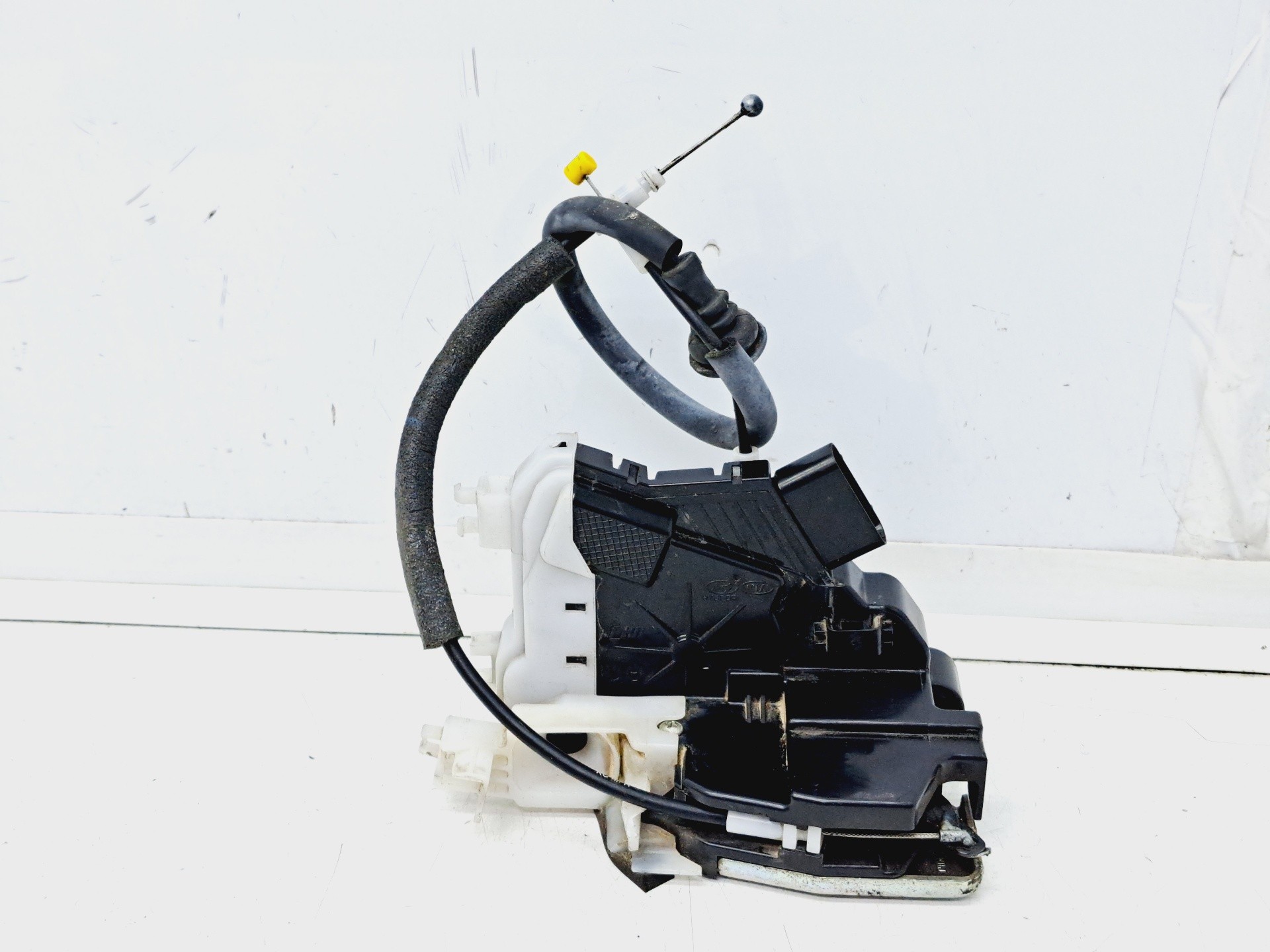 Recambio de cerradura puerta delantera derecha para kia carens ( ) basic referencia OEM IAM 81320A4010  