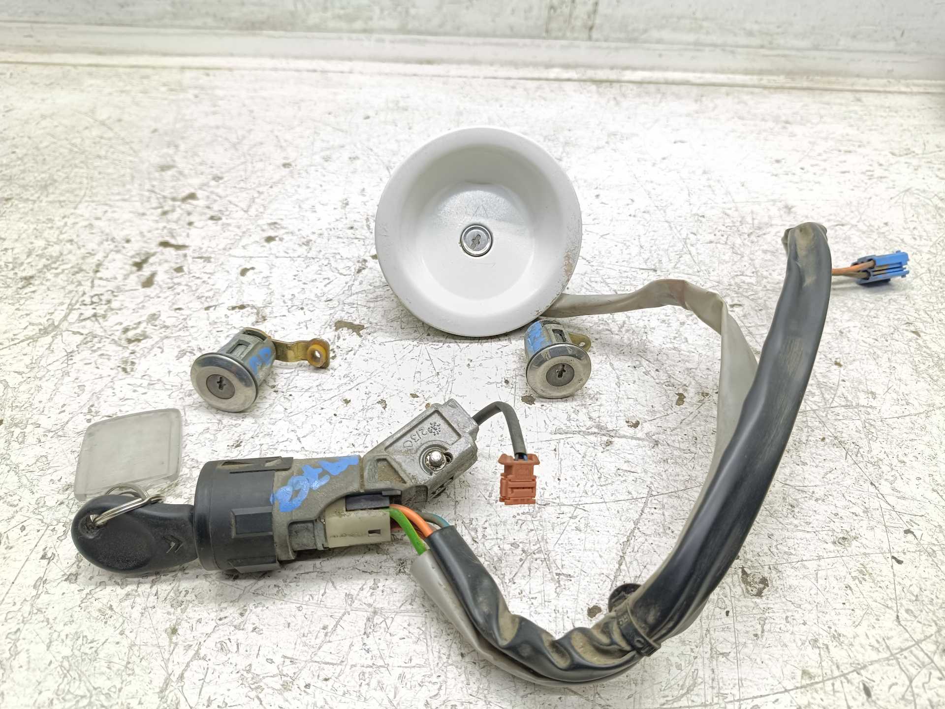 Recambio de conmutador de arranque para citroën berlingo hdi 75 600 first kasten referencia OEM IAM   
