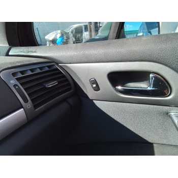 MANDO ELEVALUNAS DELANTERO DERECHO 