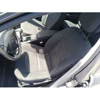 ASIENTO DELANTERO IZQUIERDO 