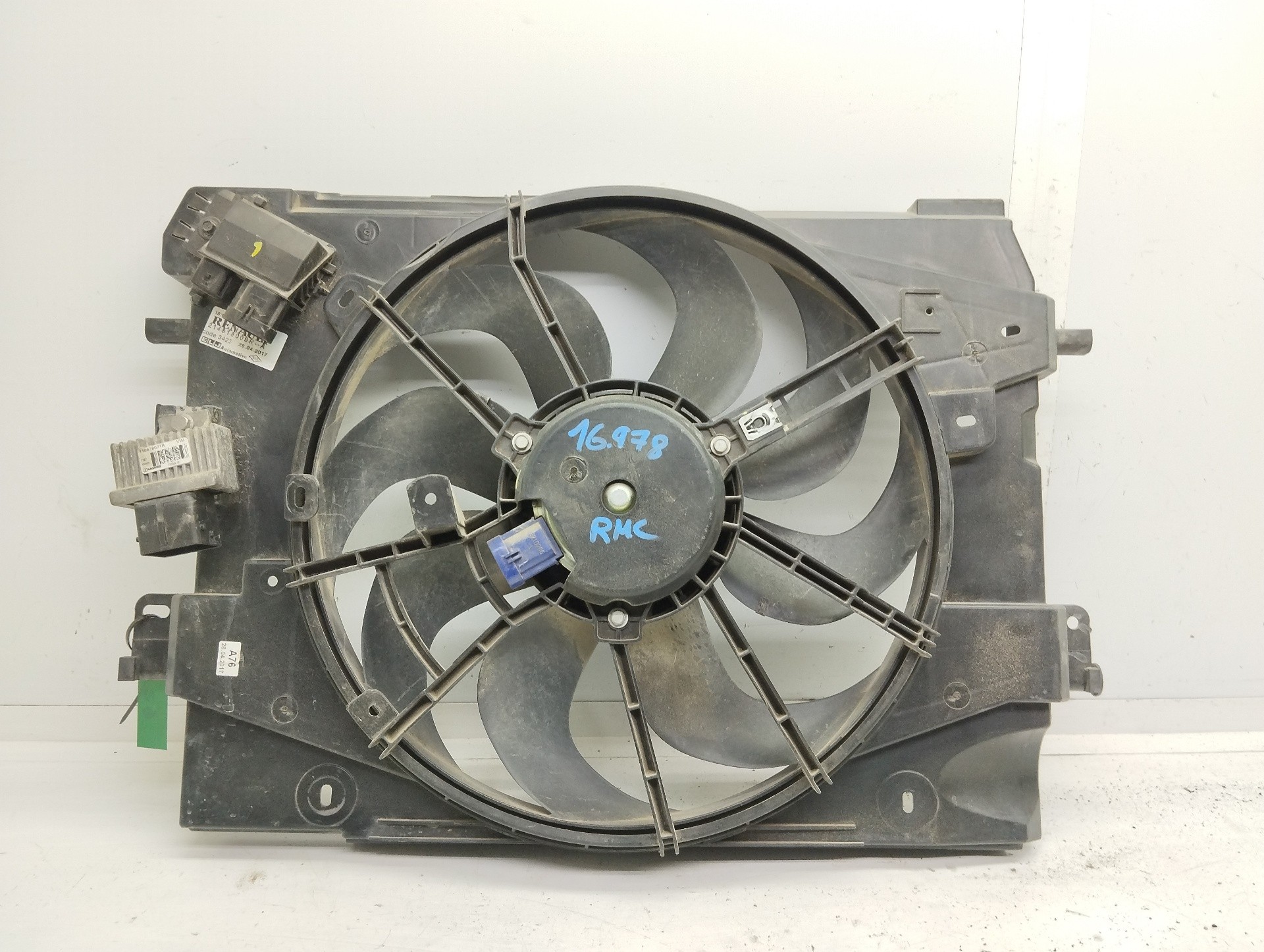 Recambio de electroventilador para renault captur 1.5 dci diesel fap referencia OEM IAM 214818009R 8240636 