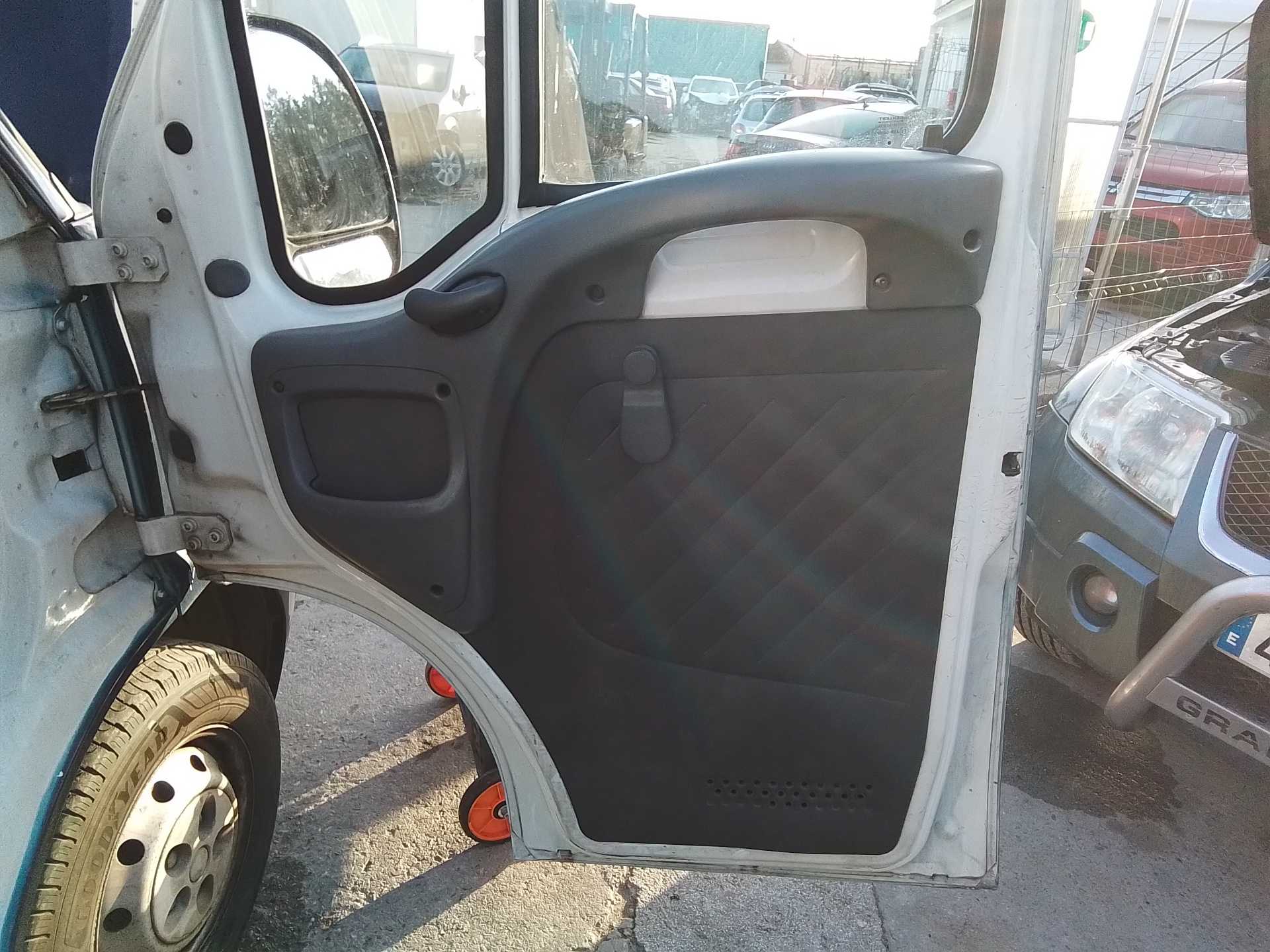 Recambio de guarnecido puerta delantera derecha para citroën jumper caja abierta (06.2006 =>) referencia OEM IAM   