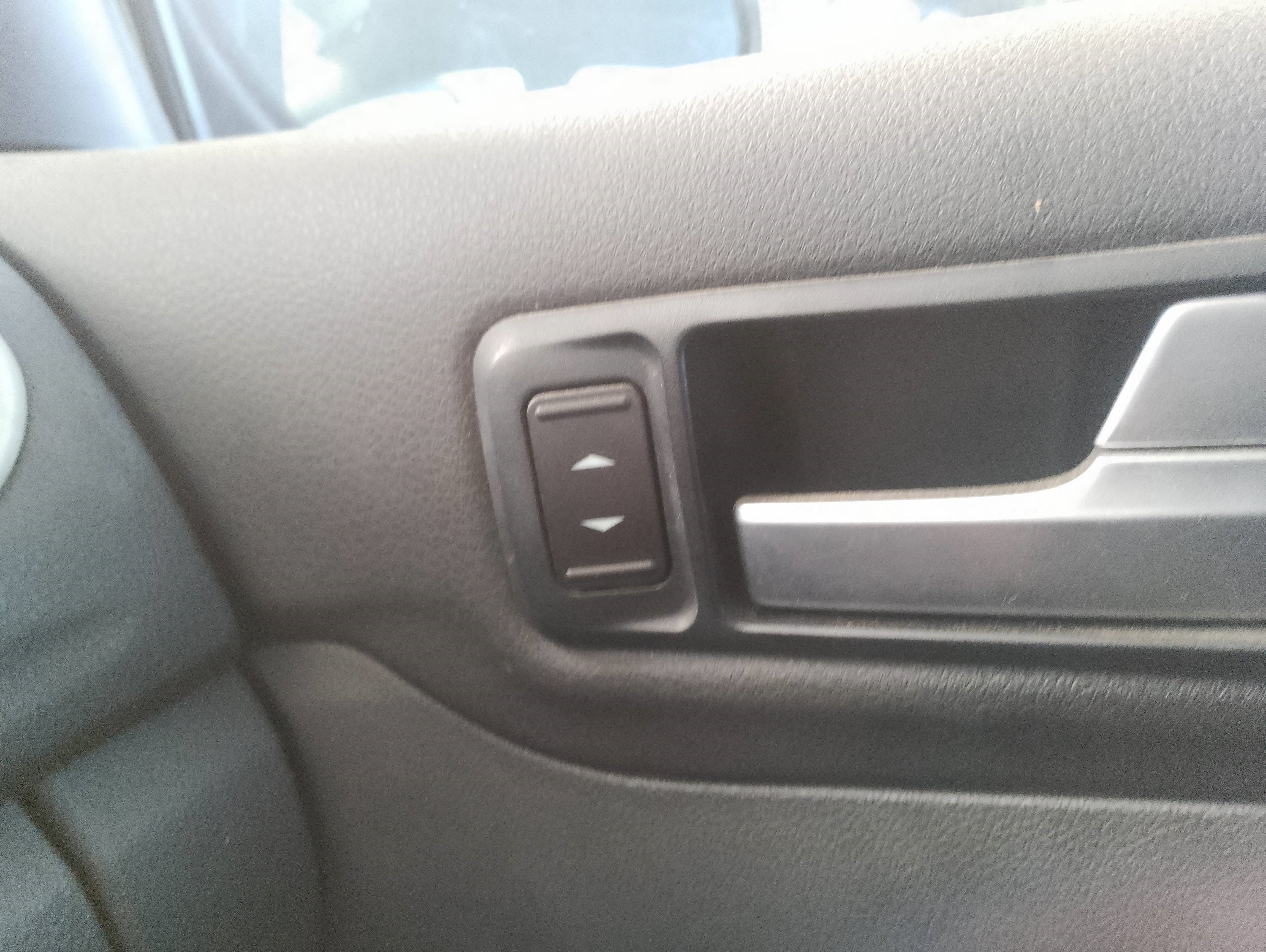 Recambio de mando elevalunas delantero derecho para ford focus berlina (cap) ambiente (d) referencia OEM IAM   