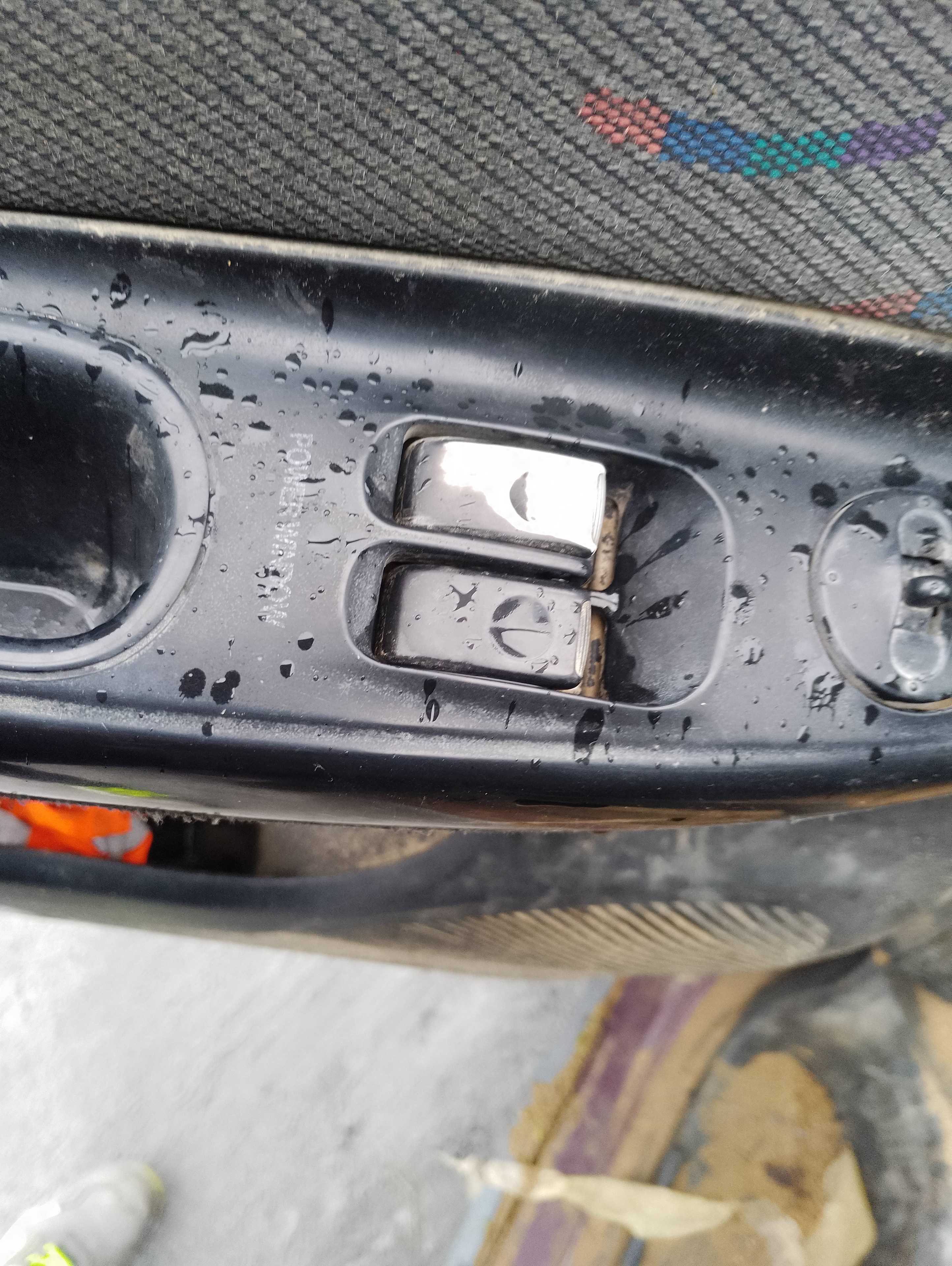 Recambio de mando elevalunas delantero izquierdo para hyundai h 1 starex 2.5 d referencia OEM IAM   