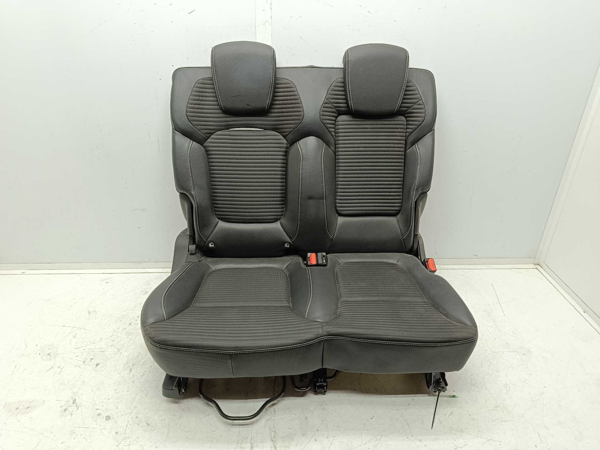 Recambio de asientos trasero derecho para renault scenic iv zen referencia OEM IAM   
