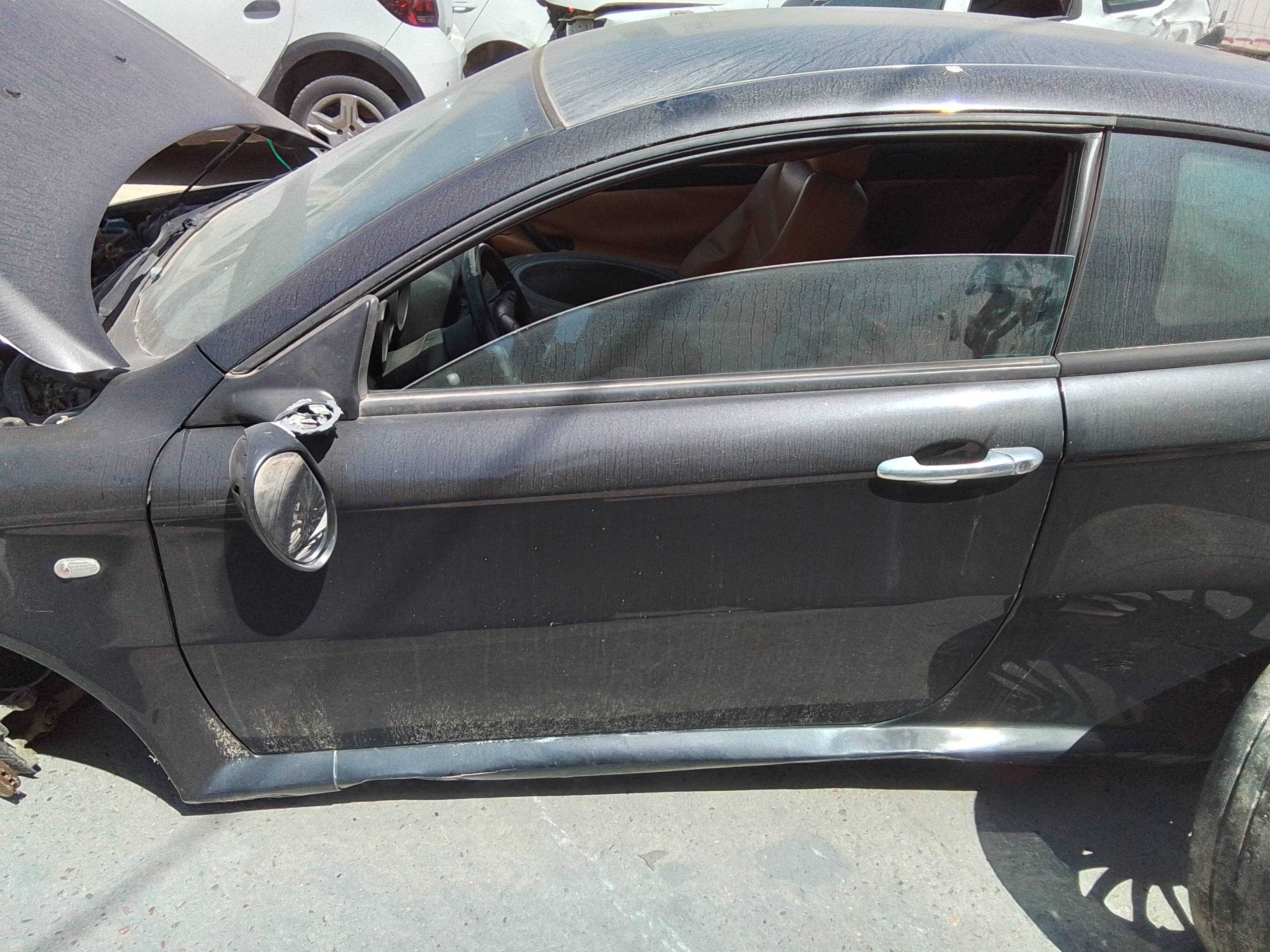 Recambio de puerta delantera izquierda para alfa romeo gt (125) 1.9 jtd (m) 16v cat referencia OEM IAM   