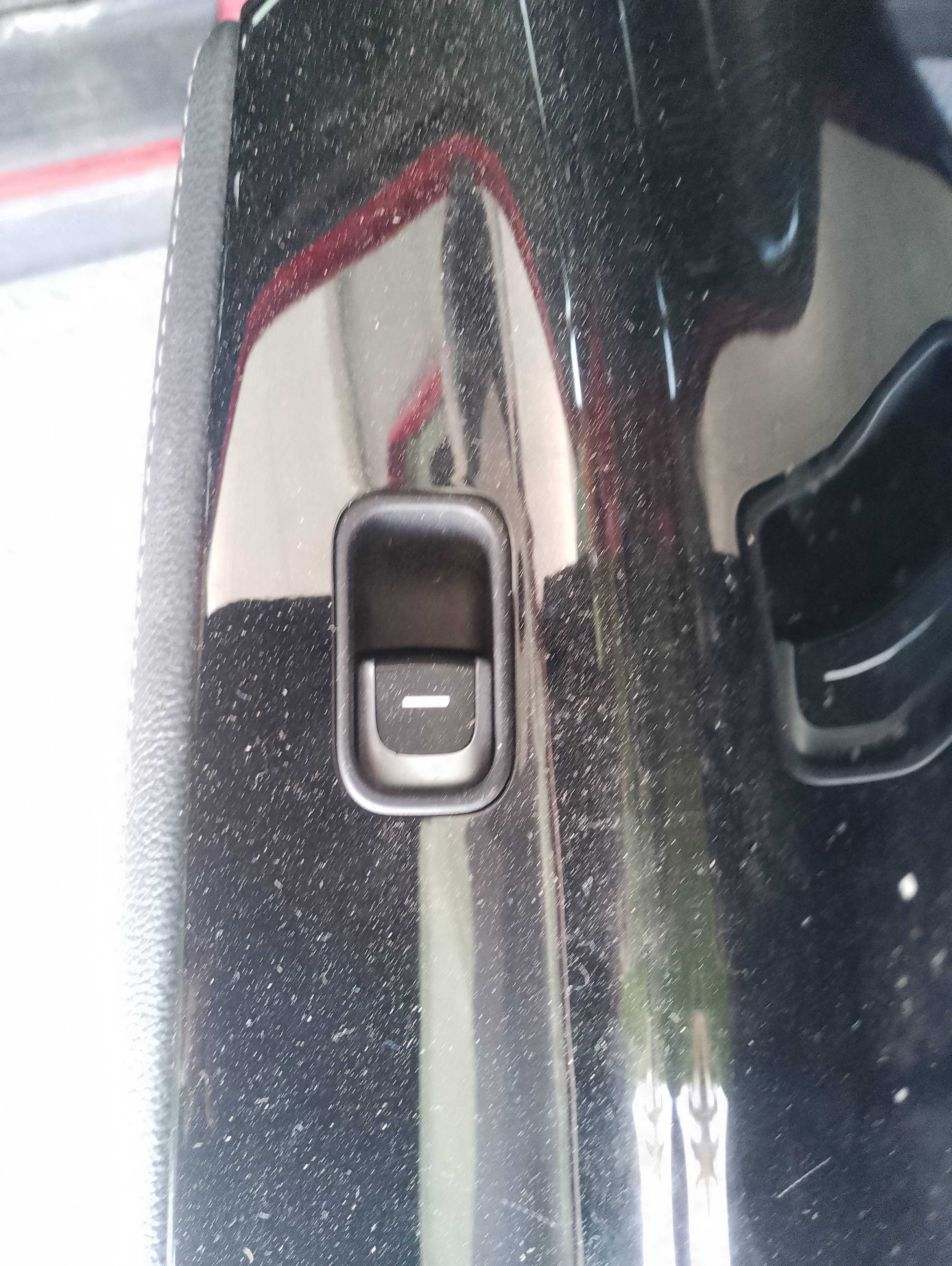 Recambio de mando elevalunas trasero derecho para kia niro (sg2) hybrid concept referencia OEM IAM   