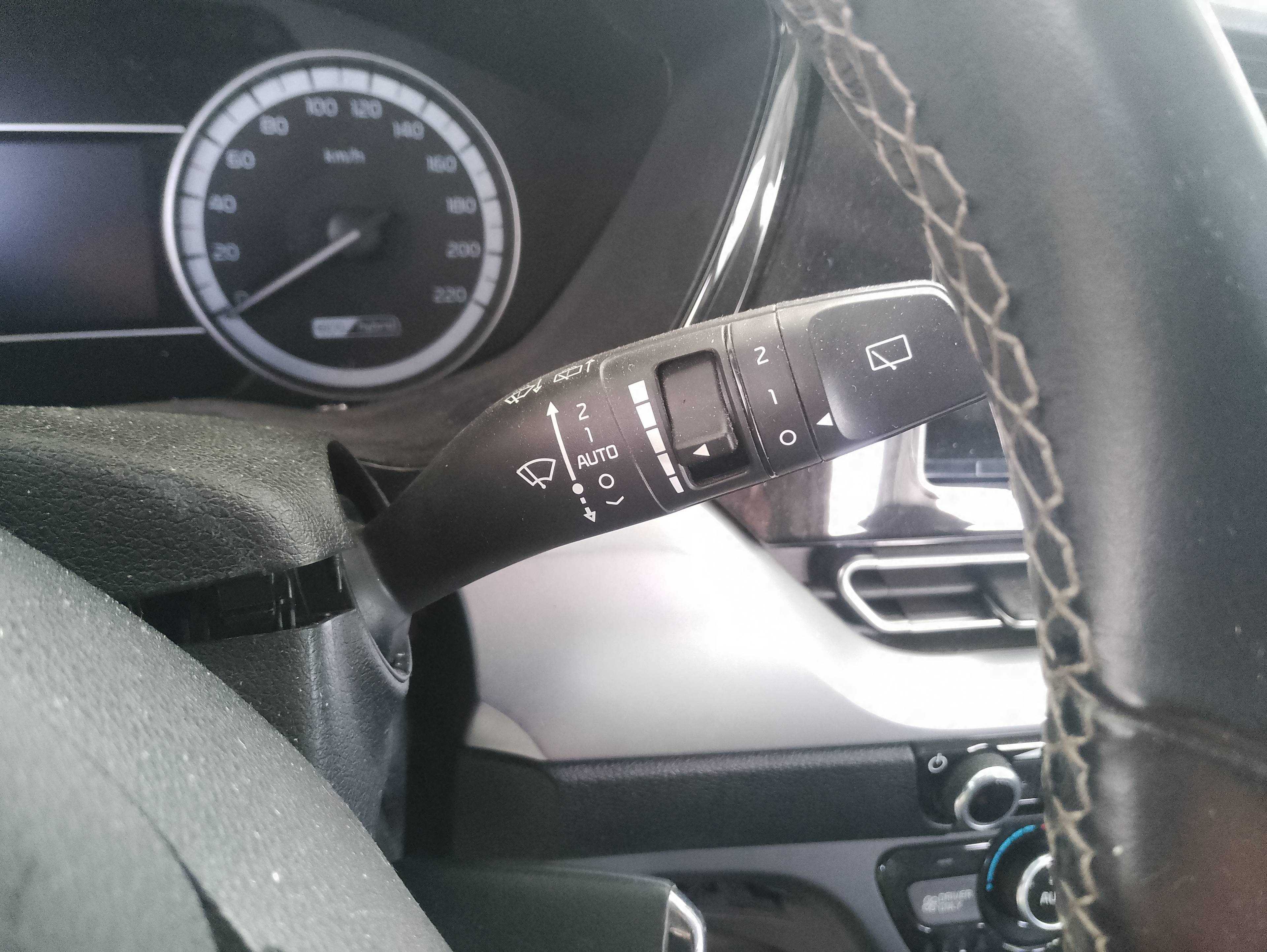 Recambio de mando limpia para kia niro (sg2) hybrid concept referencia OEM IAM   