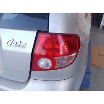 PILOTO TRASERO DERECHO 924021C010 