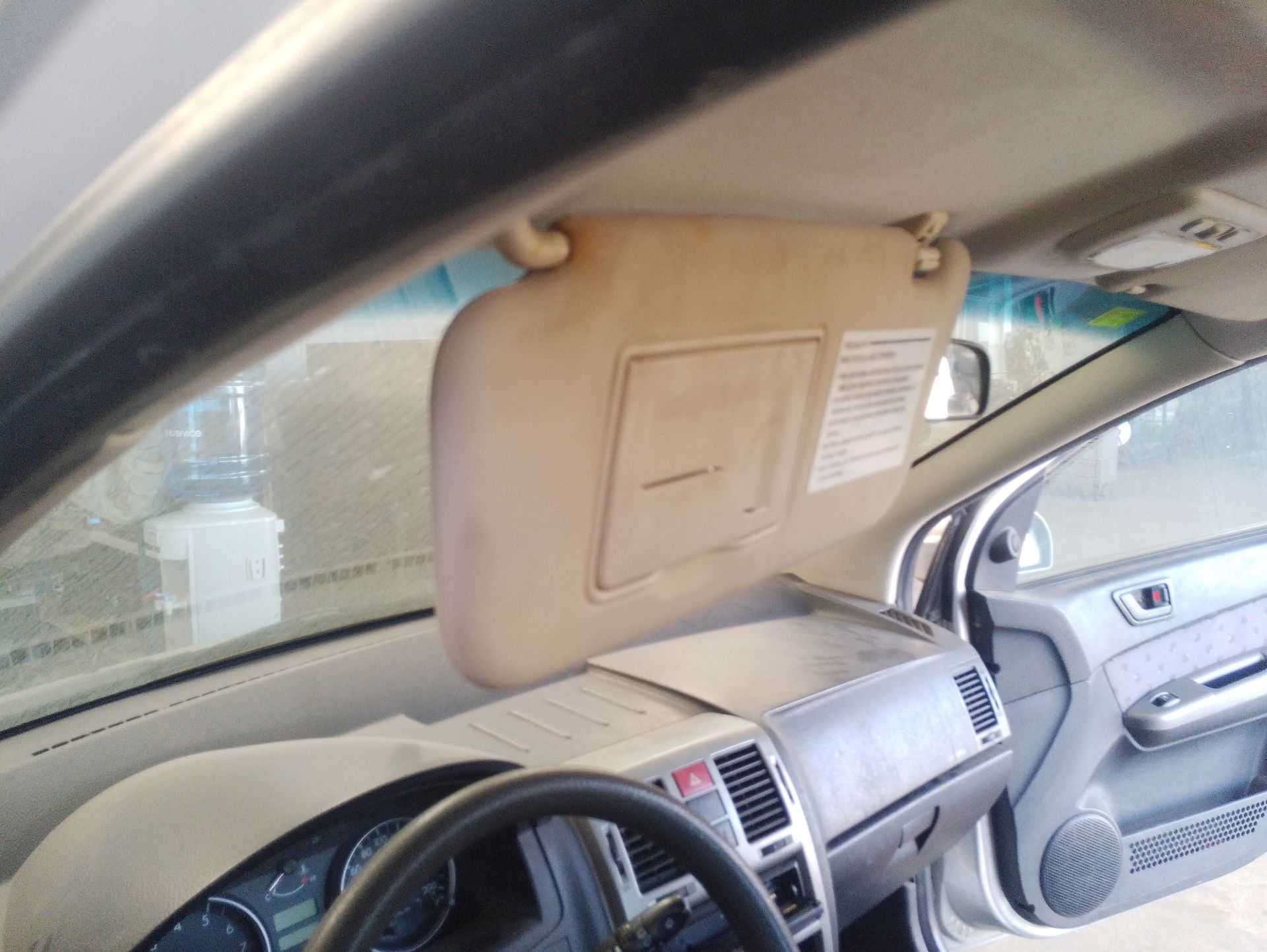 Recambio de parasol izquierdo para hyundai getz (tb) 1.3 referencia OEM IAM 852101C460QS  