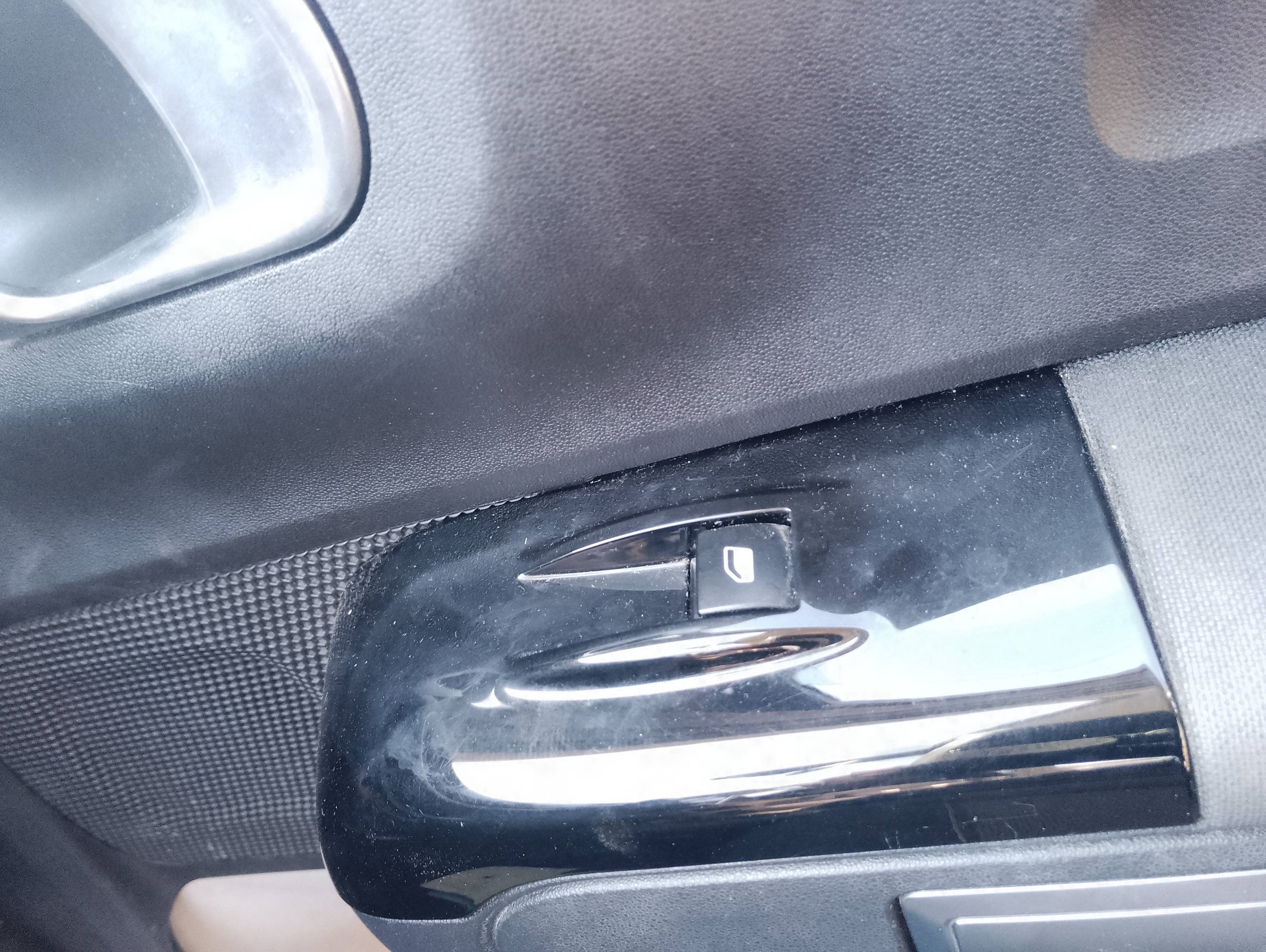 Recambio de mando elevalunas delantero derecho para citroën c3 c-series referencia OEM IAM   