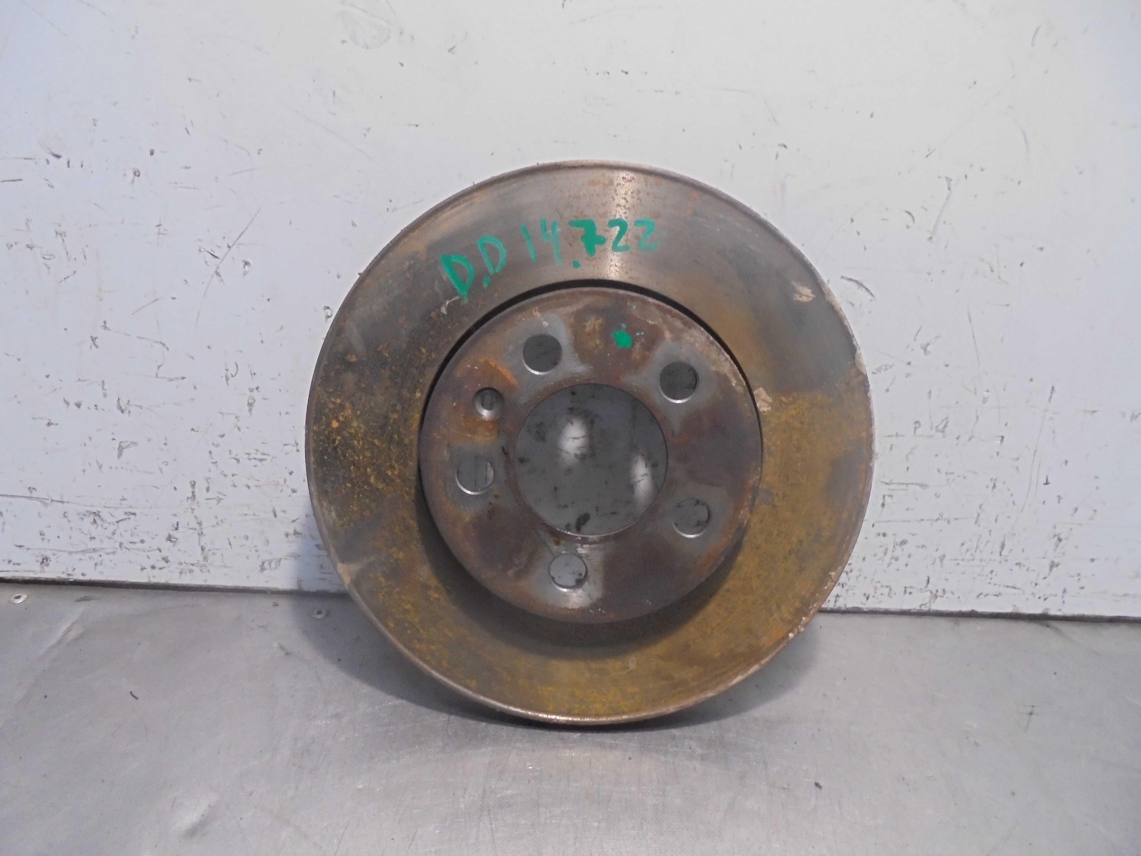 Recambio de disco freno delantero derecho para volkswagen polo (6r1) 1.4 tdi referencia OEM IAM   