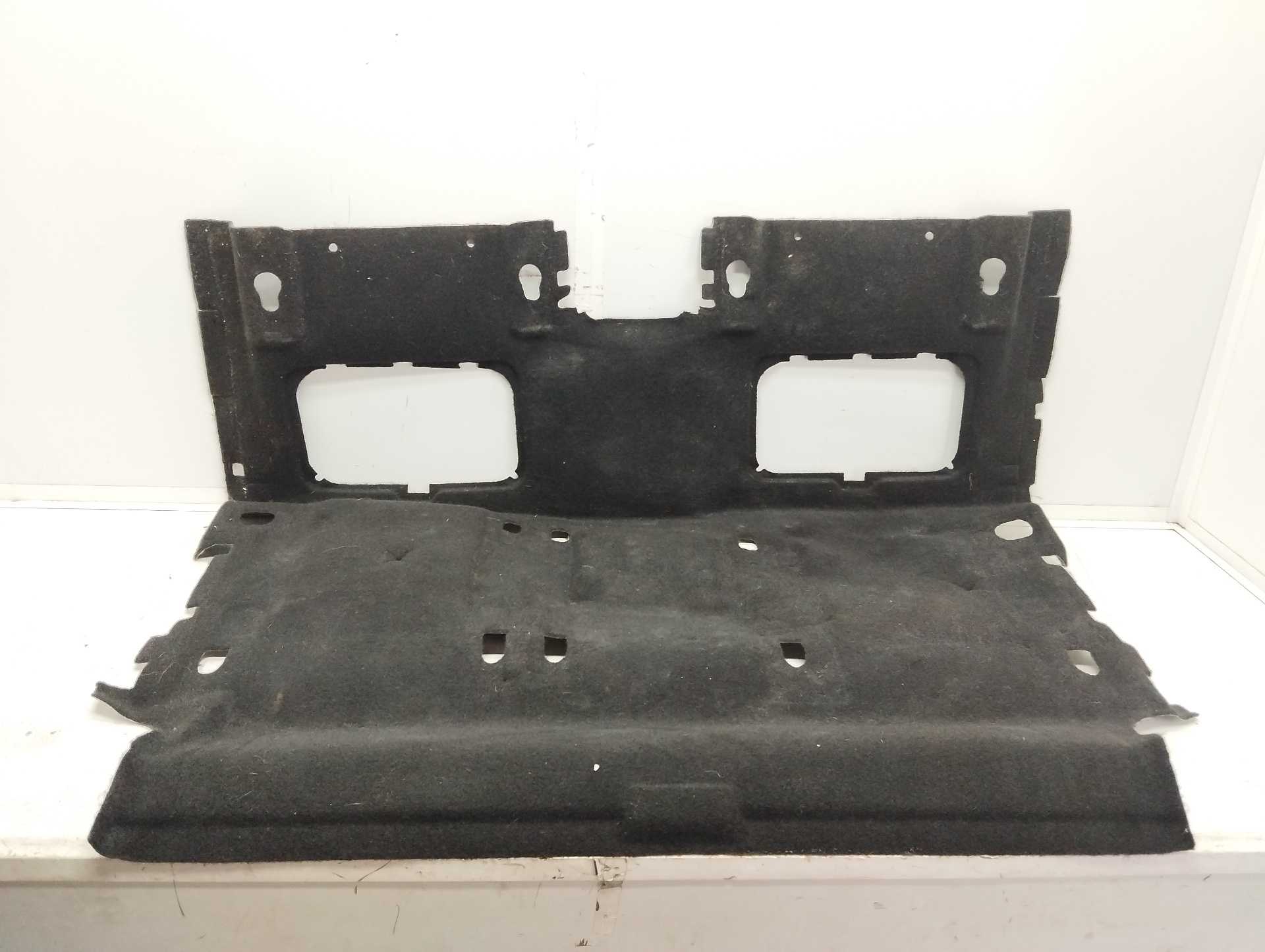 Recambio de moqueta interior para renault scenic iv black edition referencia OEM IAM 49067356R  