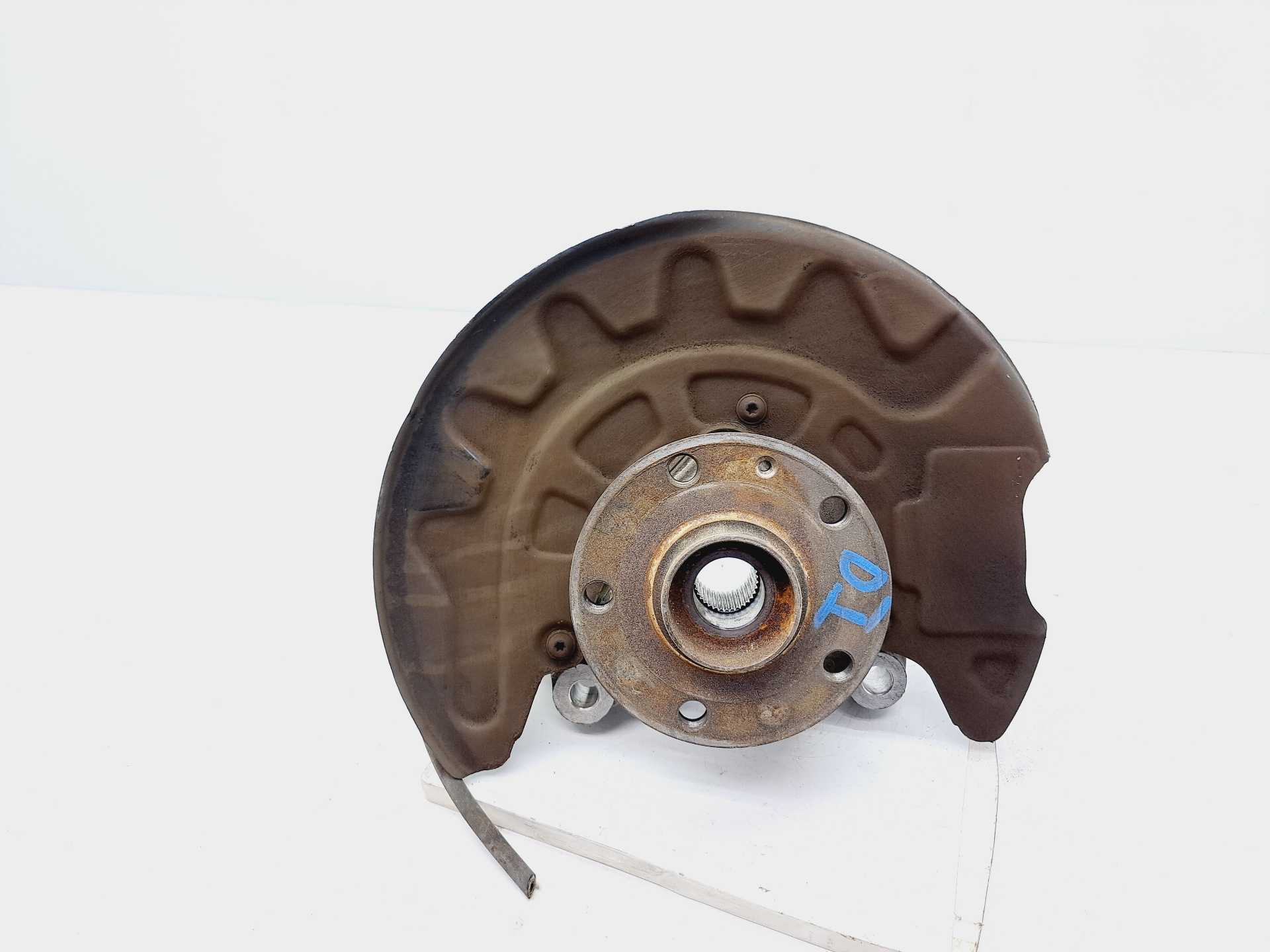 Recambio de mangueta delantera izquierda para volkswagen passat variant (3g5) advance bmt referencia OEM IAM 5Q0407257A  