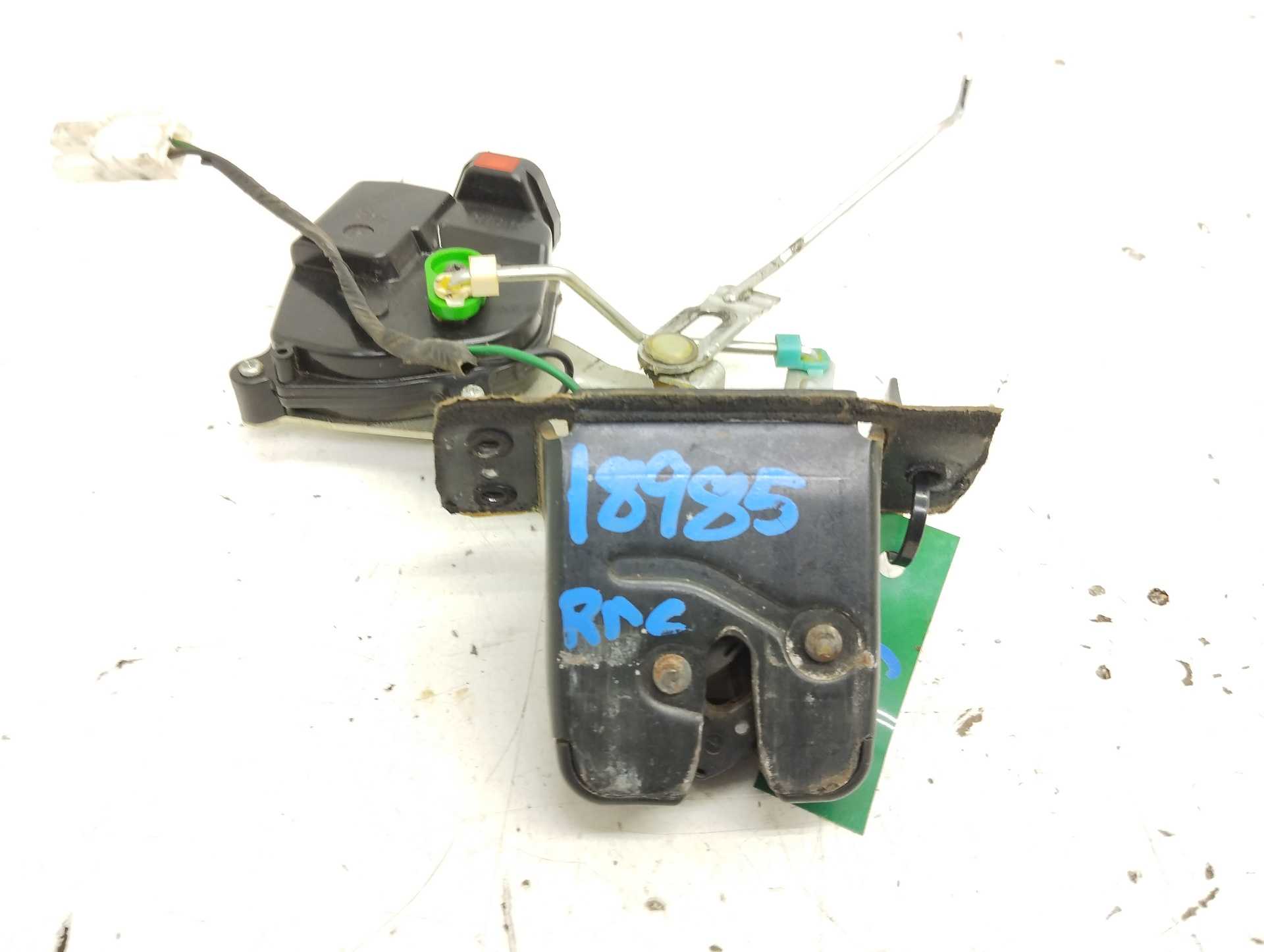 Recambio de cerradura maletero / porton para ssangyong actyon 200 xdi referencia OEM IAM 7141031001  