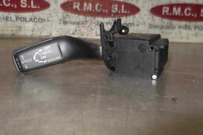 Recambio de mando multifuncion para audi a4 berlina (8e) 2.0 tdi 16v (103kw) referencia OEM IAM 4E0953521  