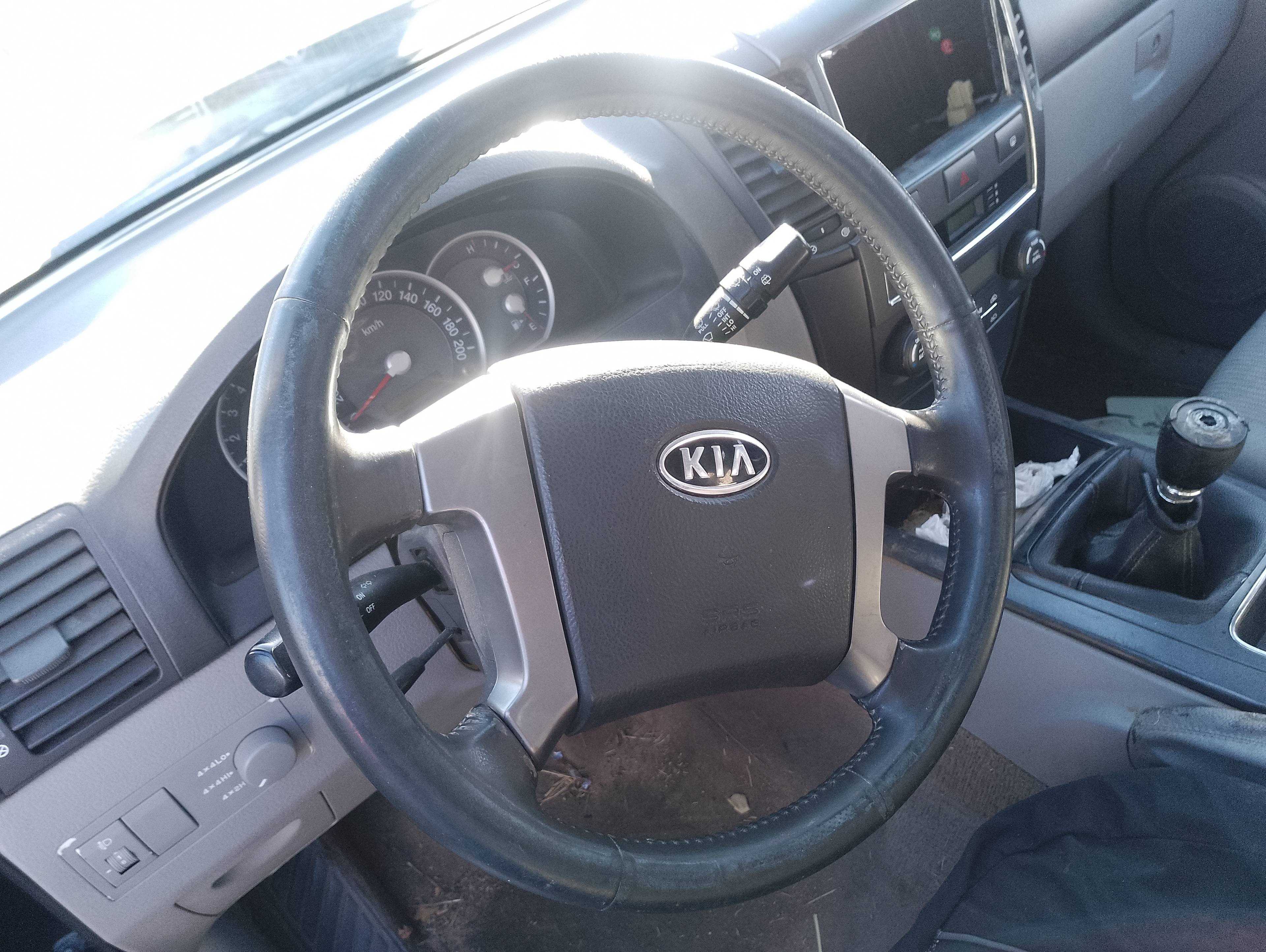 Recambio de volante para kia sorento 2.5 crdi active referencia OEM IAM   