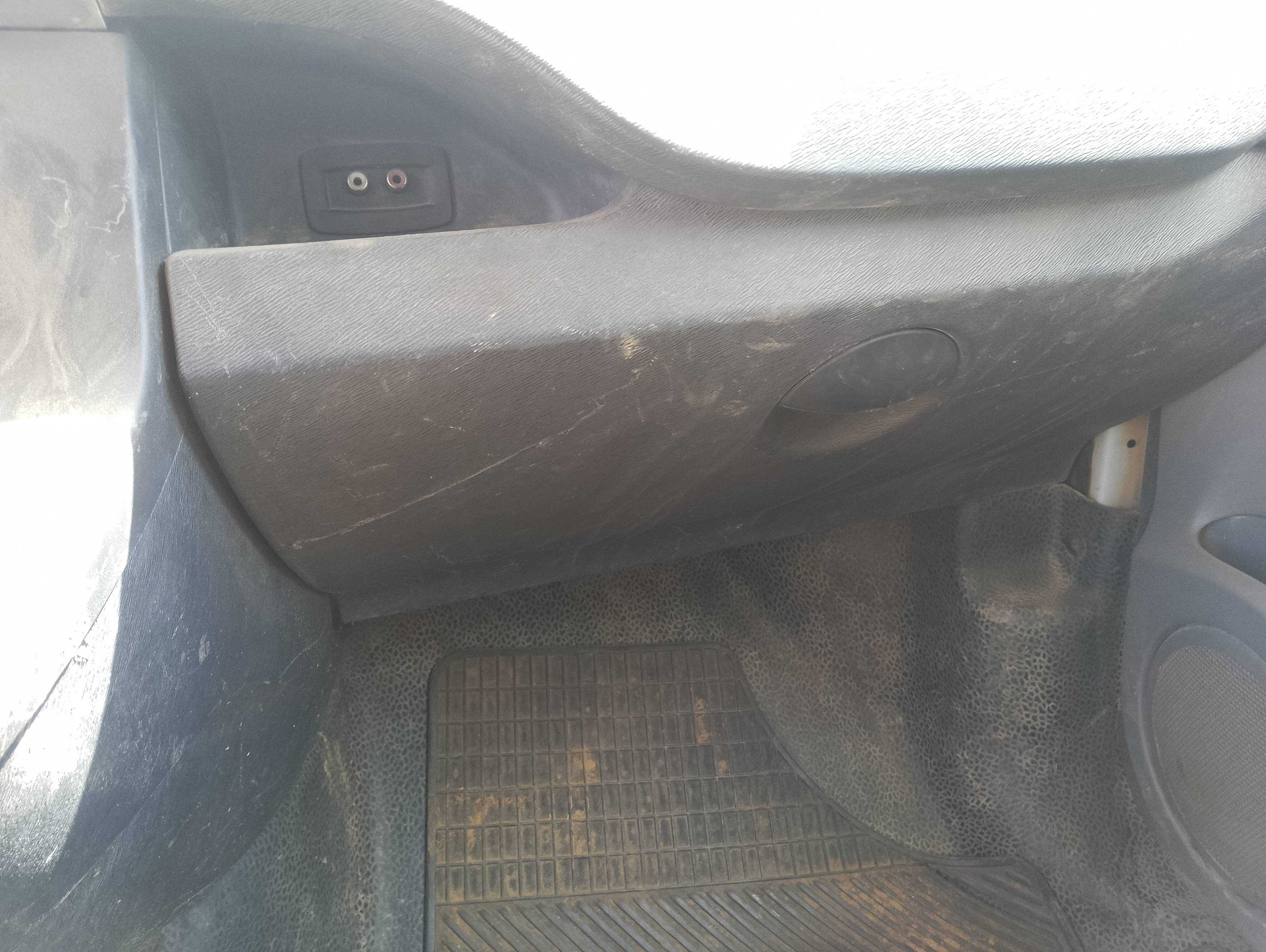 Recambio de guantera para renault kangoo dynamique referencia OEM IAM   