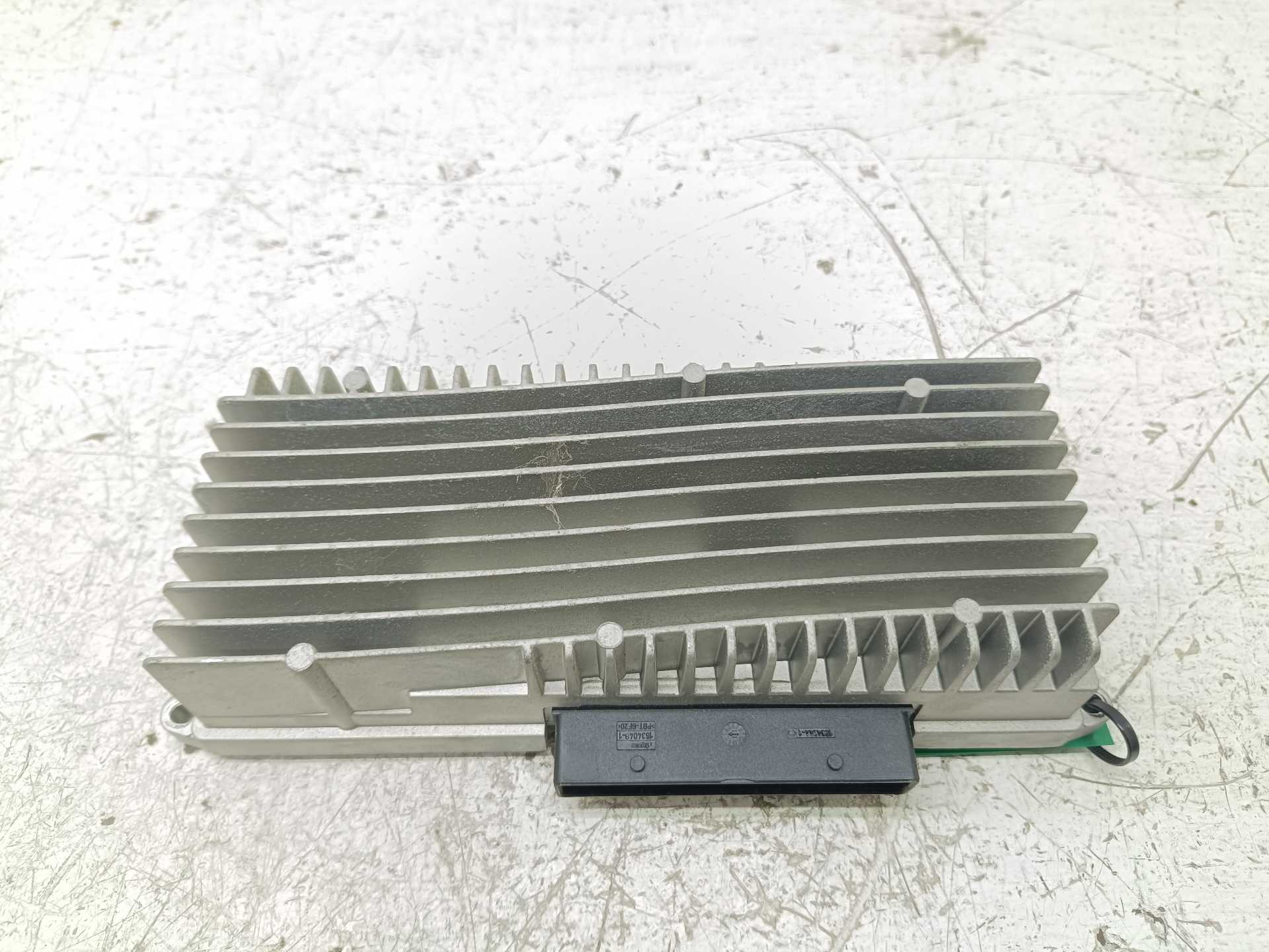 Recambio de amplificador de sonido para audi a4 avant (8k5) (2008) básico referencia OEM IAM 8R0035223F  