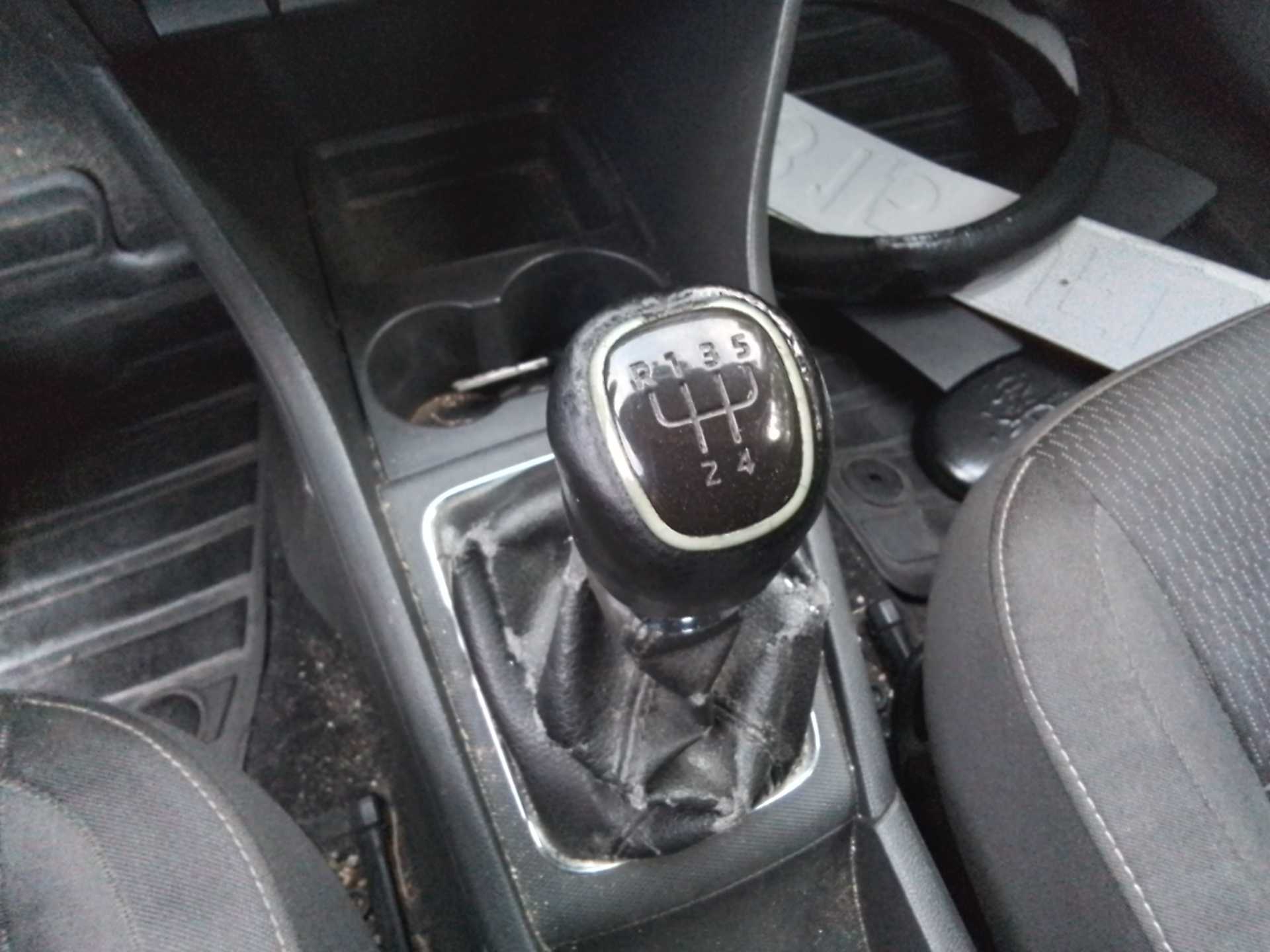 Recambio de palanca cambio para skoda rapid 1.6 tdi dpf referencia OEM IAM   