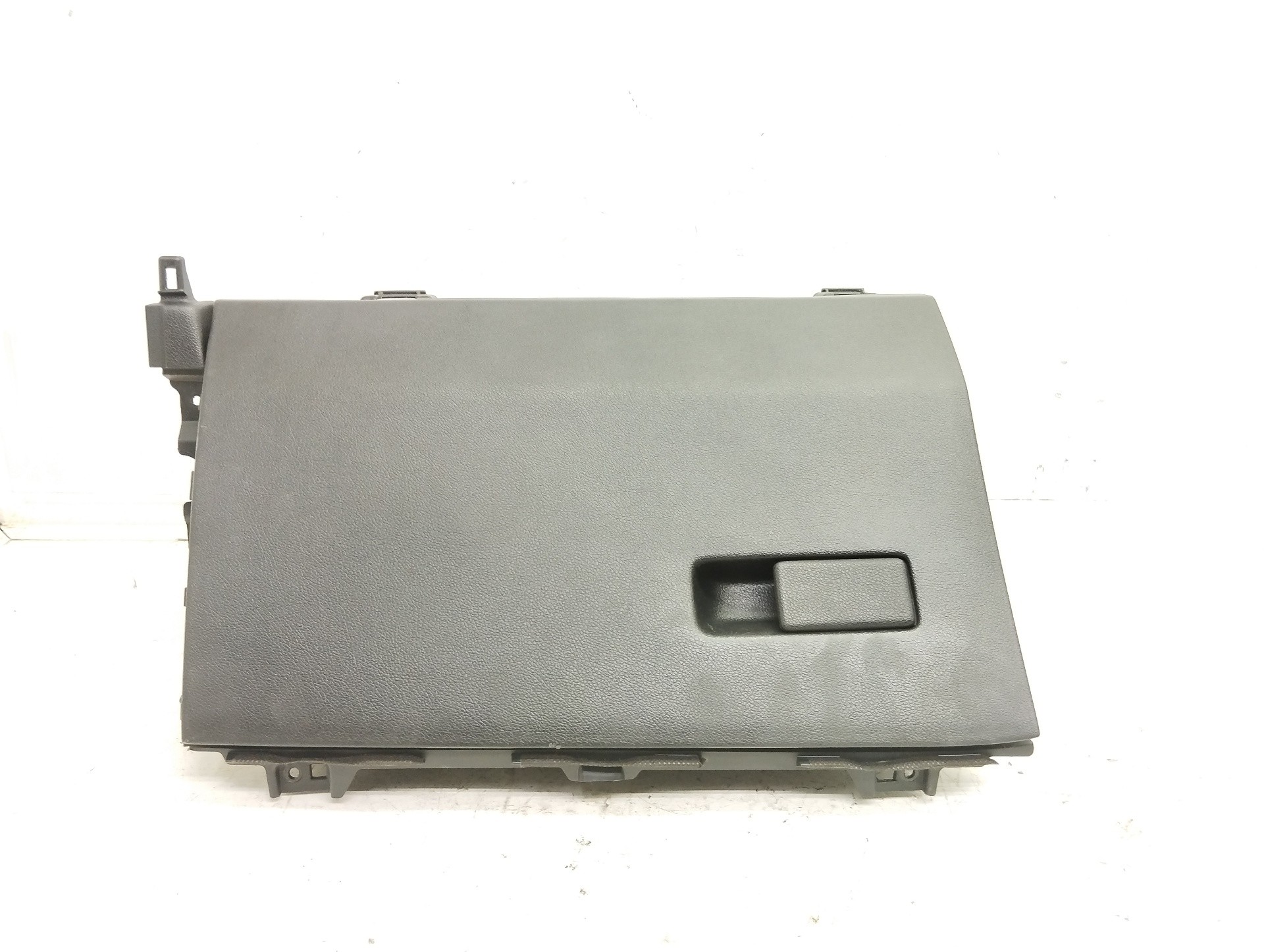 Recambio de guantera para kia sportage business 2wd referencia OEM IAM 84540F1000  
