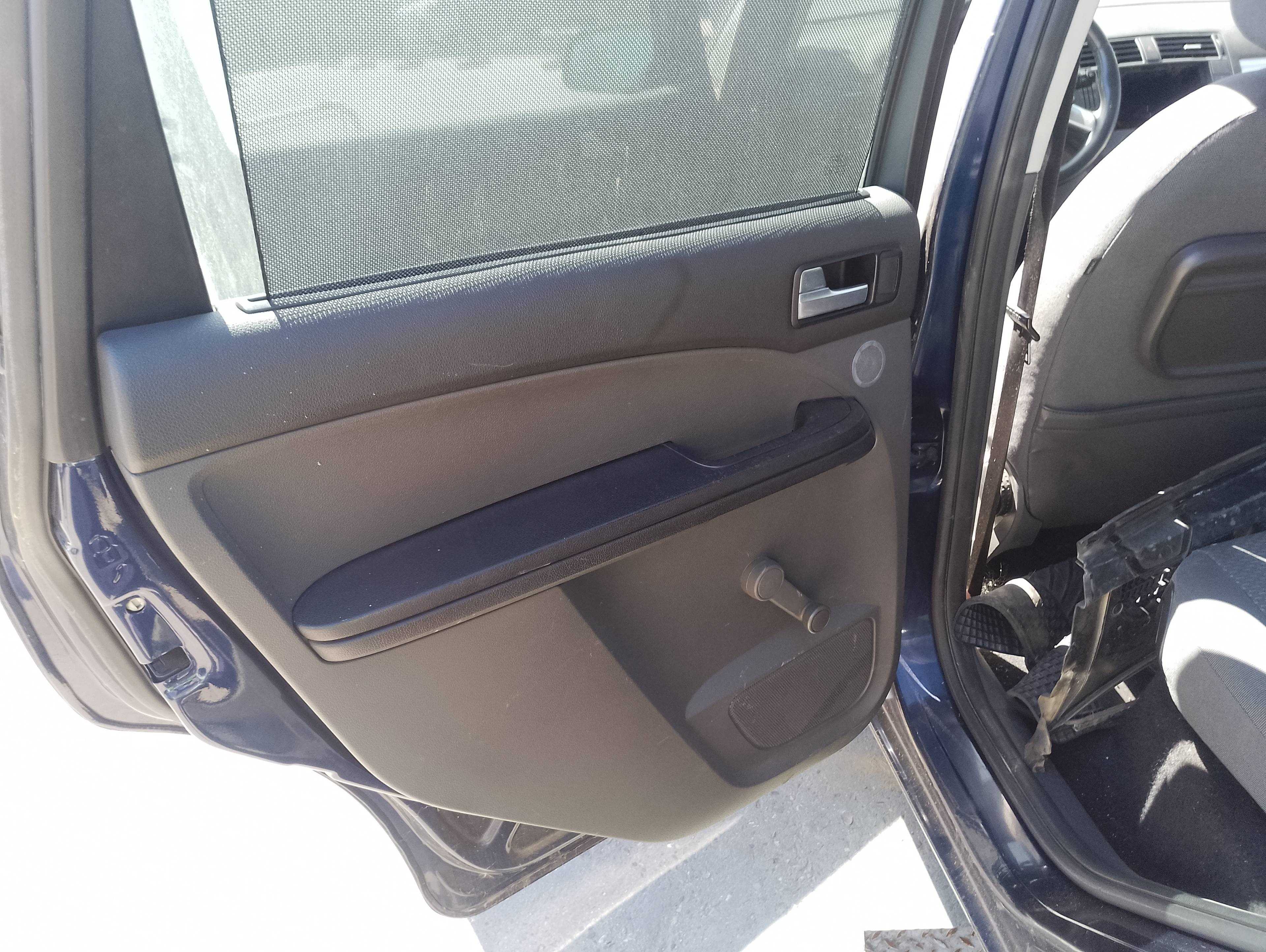 Recambio de guarnecido puerta trasera izquierda para ford focus c-max (cap) ambiente (d) referencia OEM IAM   