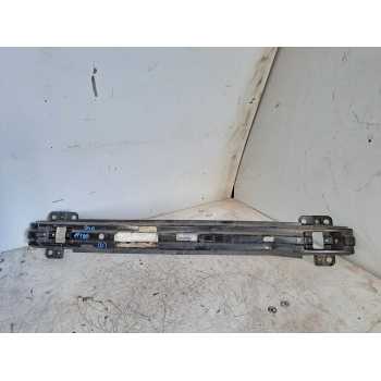 Recambio de refuerzo paragolpes delantero para hyundai i30 classic referencia OEM IAM   