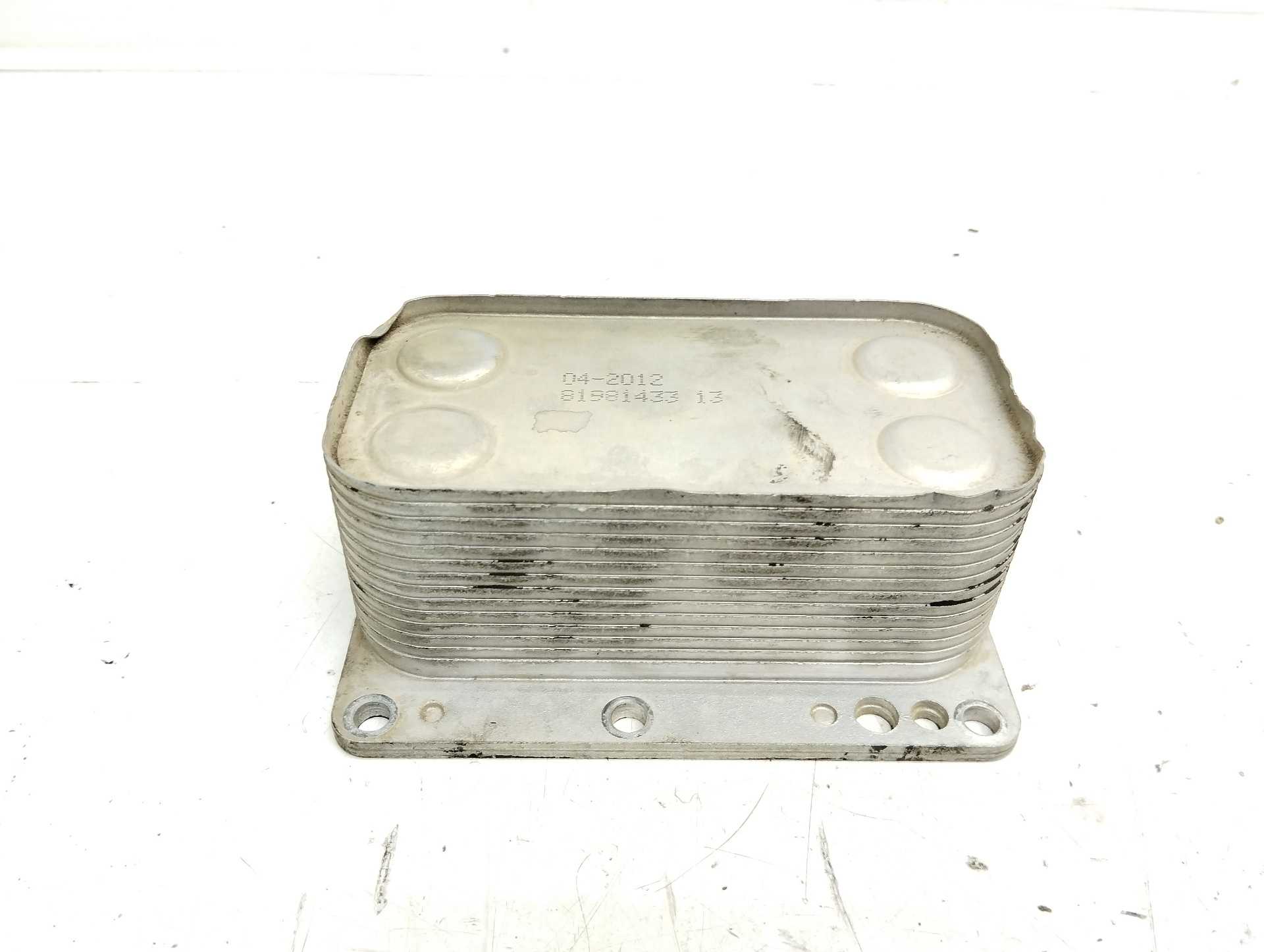 Recambio de enfriador aceite motor para nissan x-trail (t30) referencia OEM IAM 6790972560  