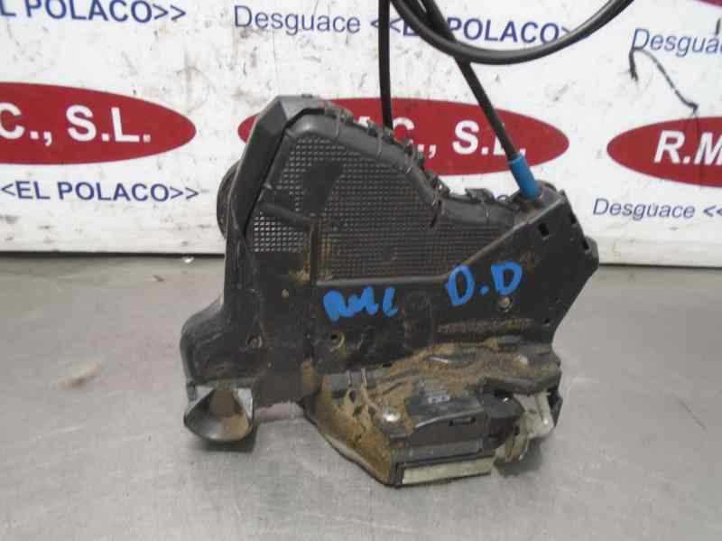 Recambio de cerradura puerta delantera derecha para toyota auris 2.0 d-4d cat referencia OEM IAM   