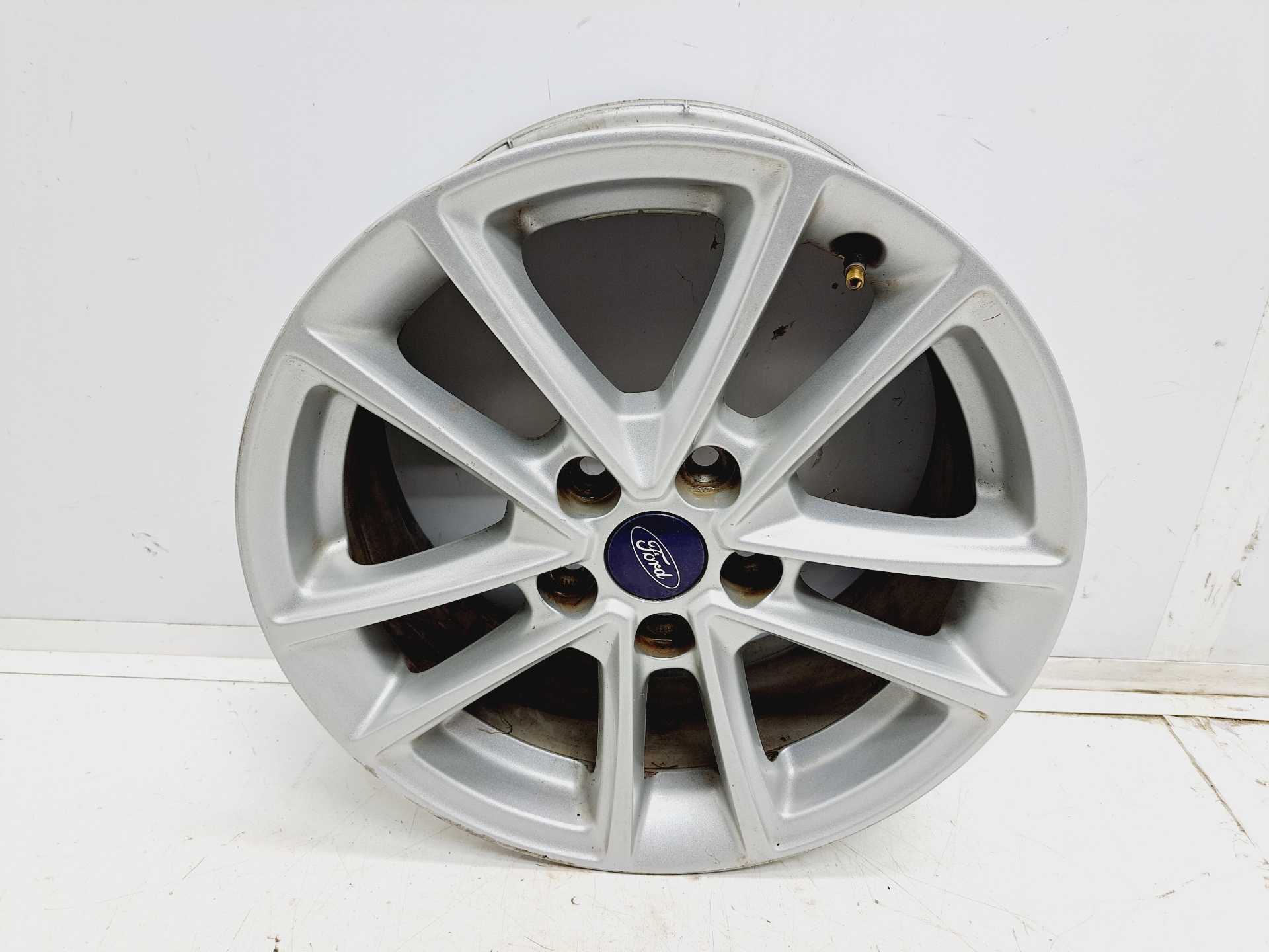 Recambio de llanta para ford focus trend referencia OEM IAM F1EC1007A1A R16 