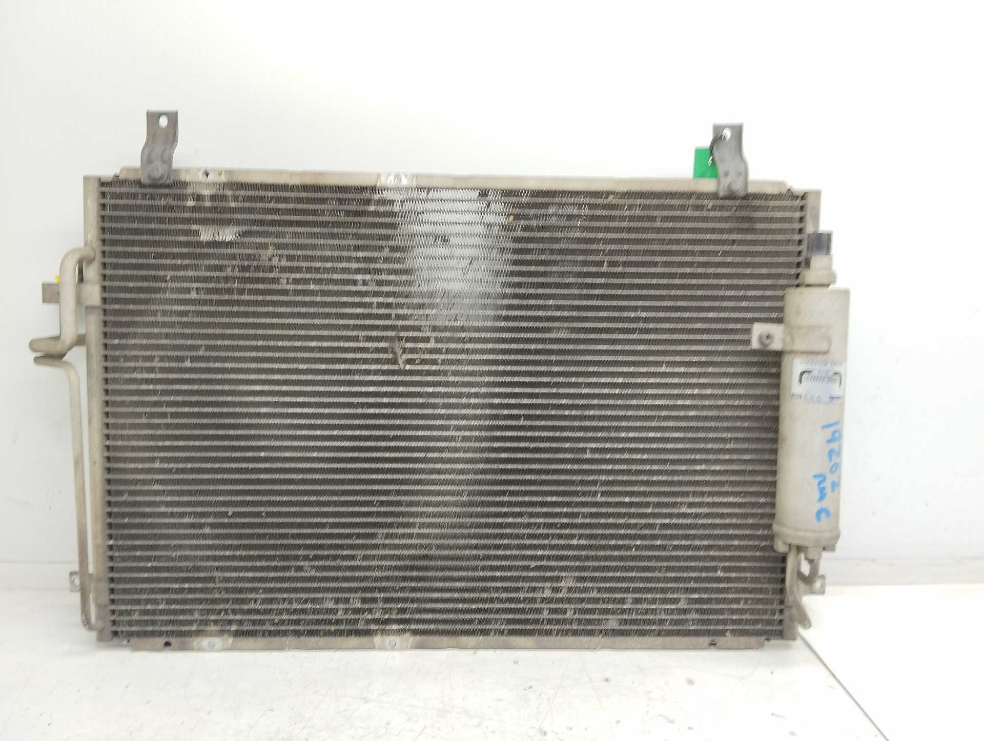 Recambio de condensador / radiador aire acondicionado para kia carens 2.0 crdi ex monovolumen referencia OEM IAM D466430350  