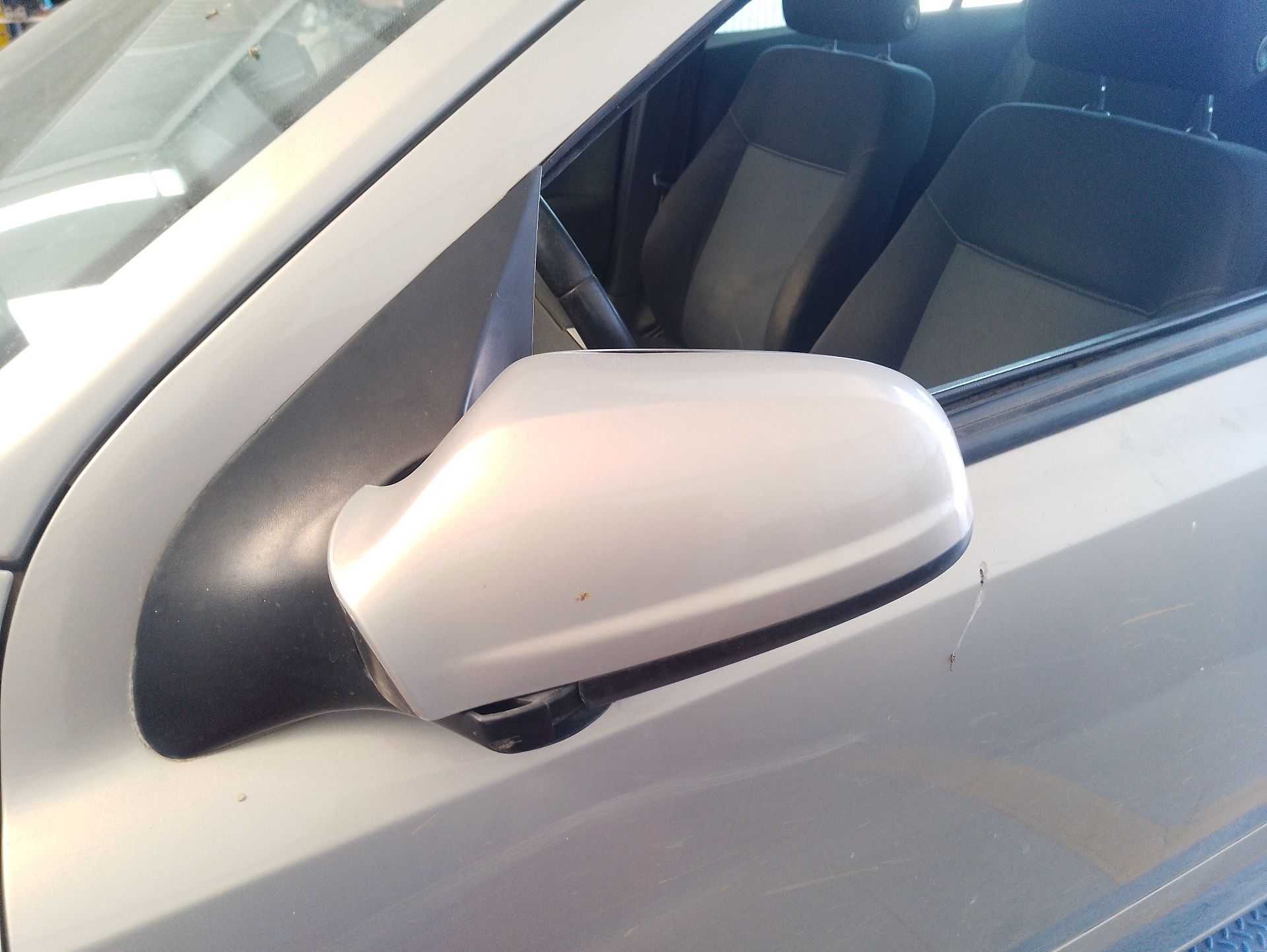 Recambio de retrovisor izquierdo para opel astra h station wagon (a04) 1.9 cdti (l35) referencia OEM IAM   