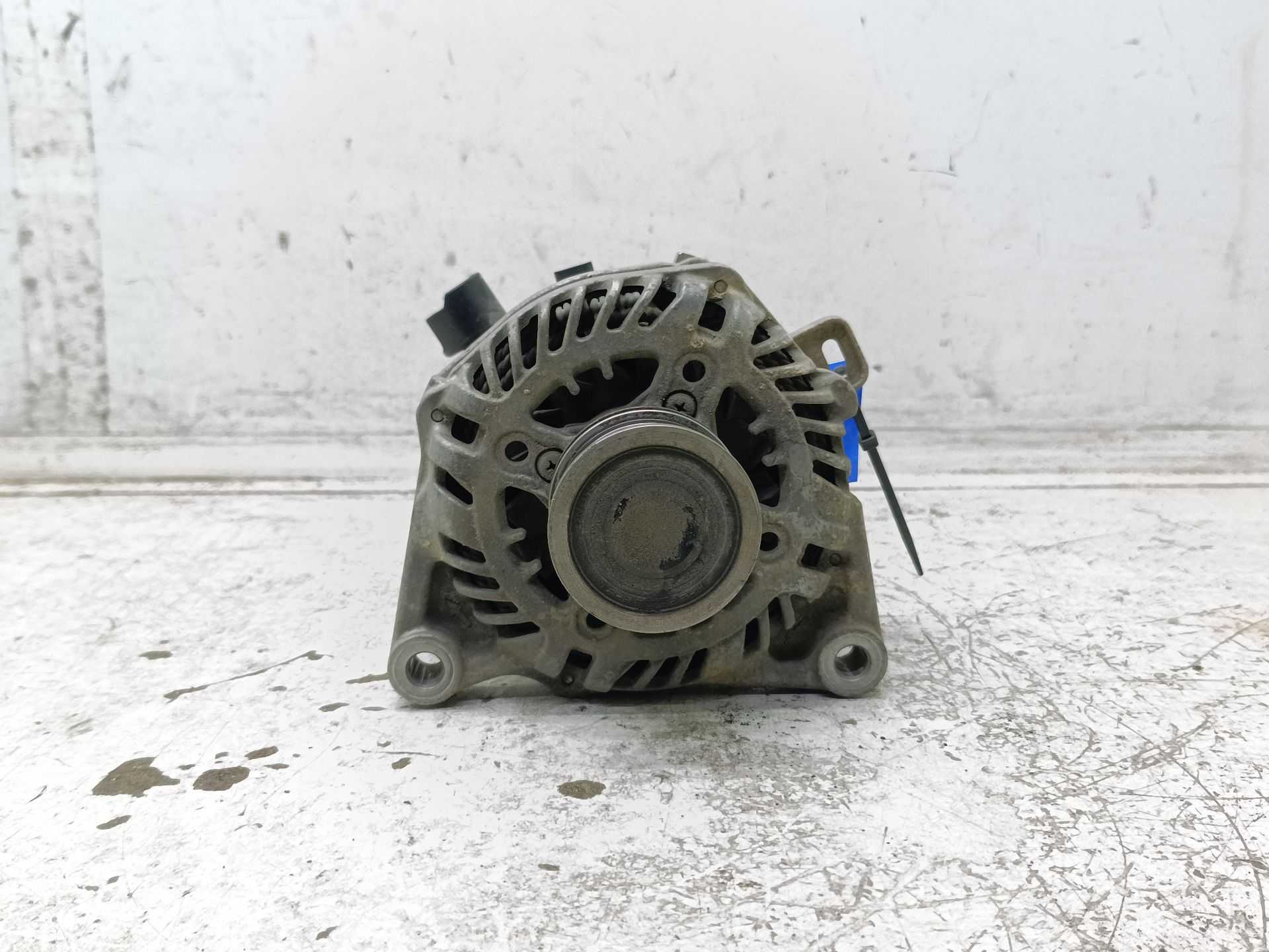 Recambio de alternador para opel combo furgoneta/monovolumen (k9) 1.5 d referencia OEM IAM 9824742880 / VERE8411 A002TV0781ZE 