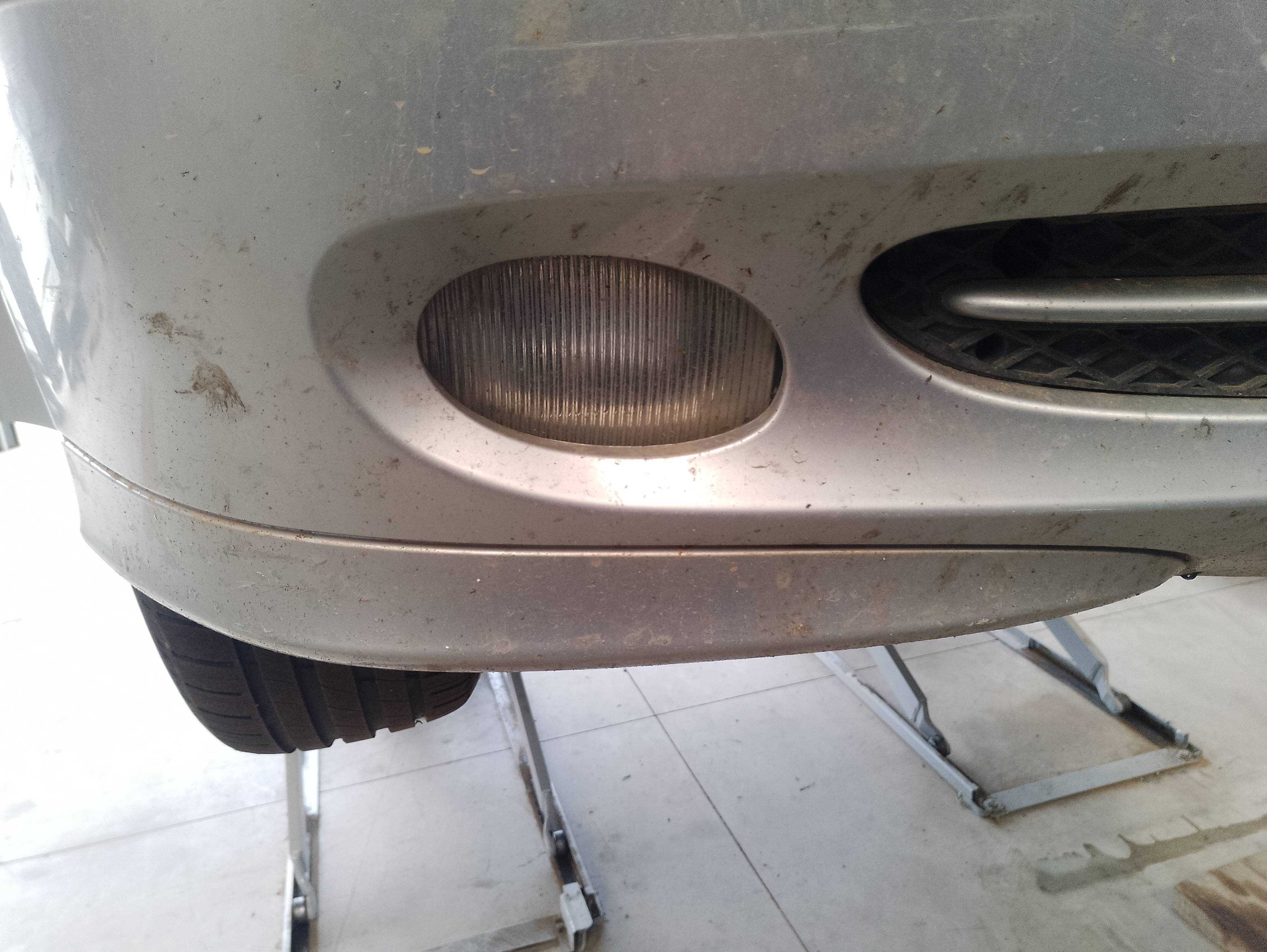 Recambio de faro antiniebla derecho para mercedes-benz clase c (w203) berlina 270 cdi (203.016) referencia OEM IAM   