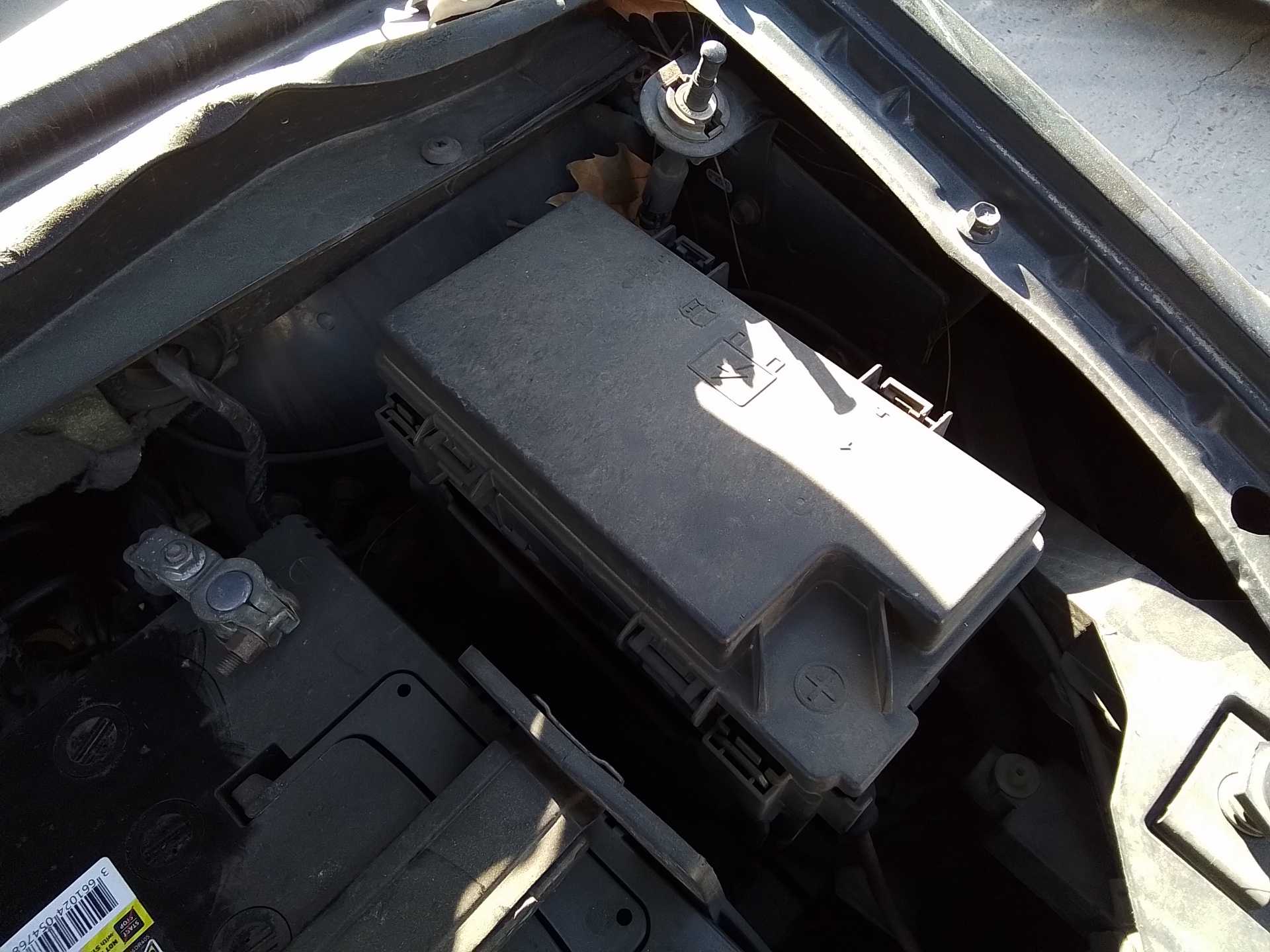 Recambio de caja reles / fusibles para chrysler grand voyager limited referencia OEM IAM   