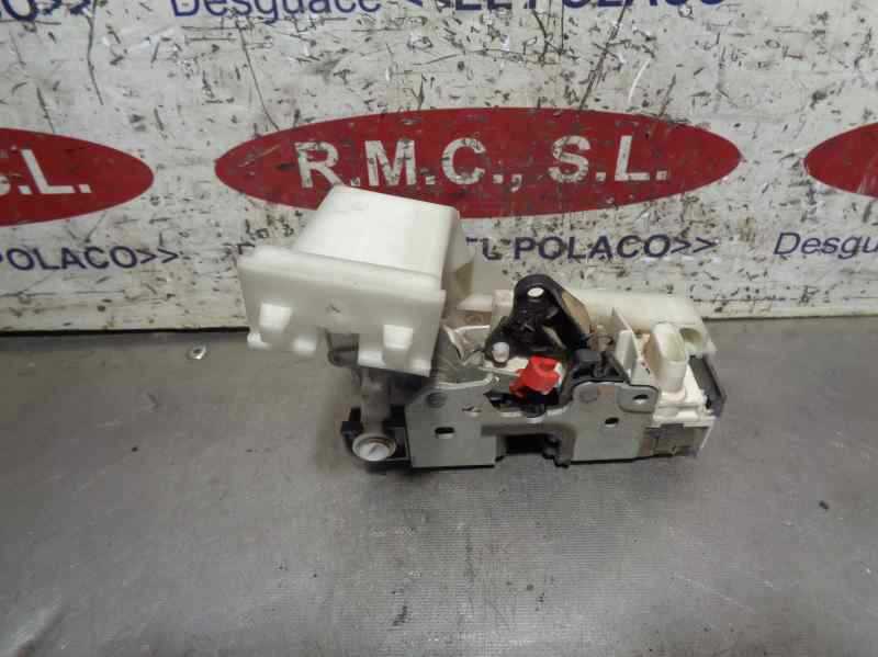 Recambio de cerradura puerta trasera derecha para jeep compass limited referencia OEM IAM 04589414AG  