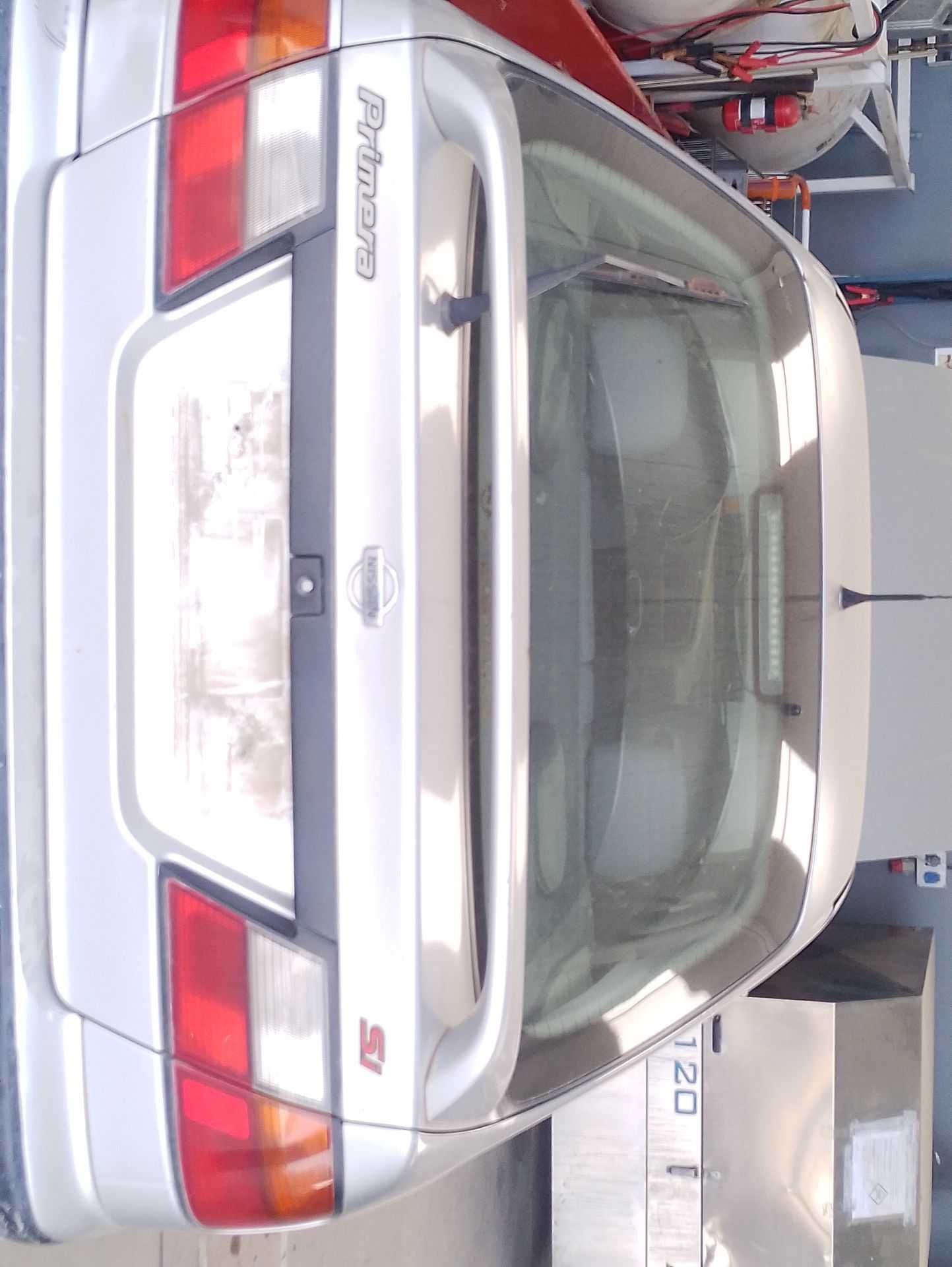 Recambio de porton trasero para nissan primera (p11) 1.6 16v referencia OEM IAM   