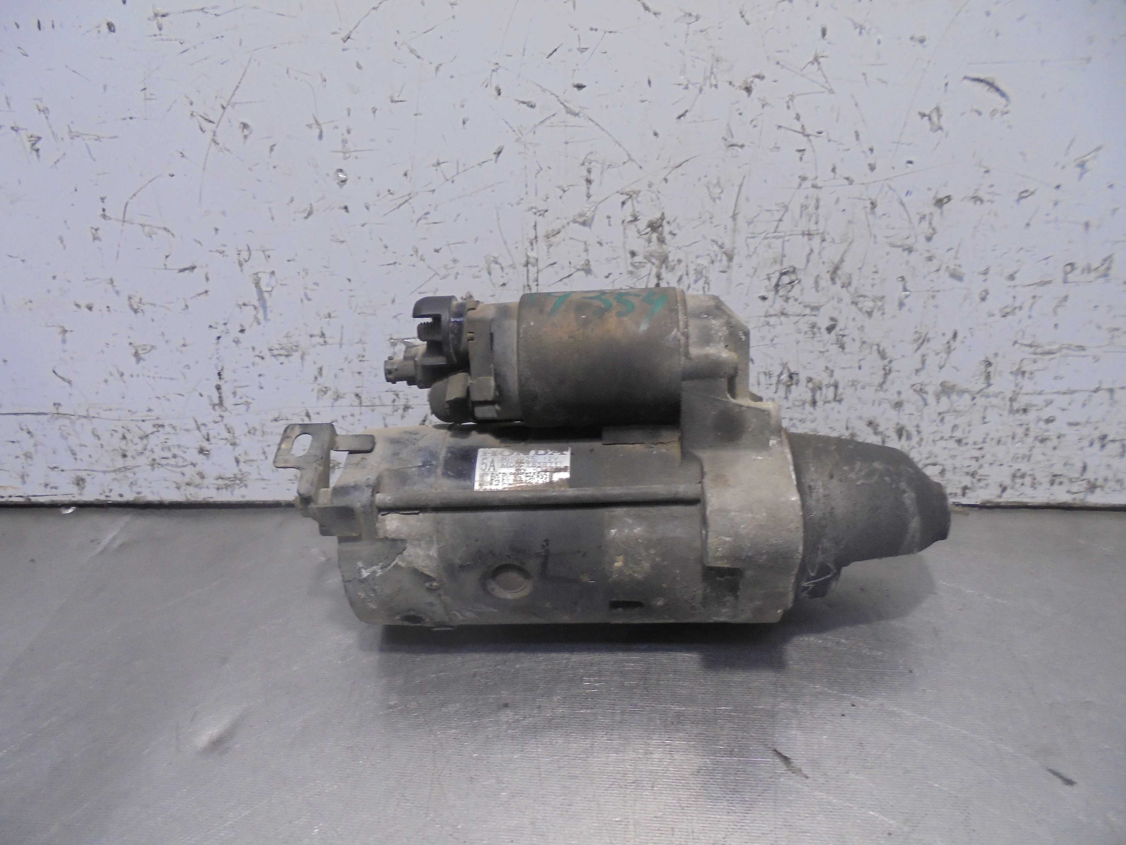 Recambio de motores de arranque para honda cr-v (re) elegance referencia OEM IAM MHG025 MITSUBISHI 