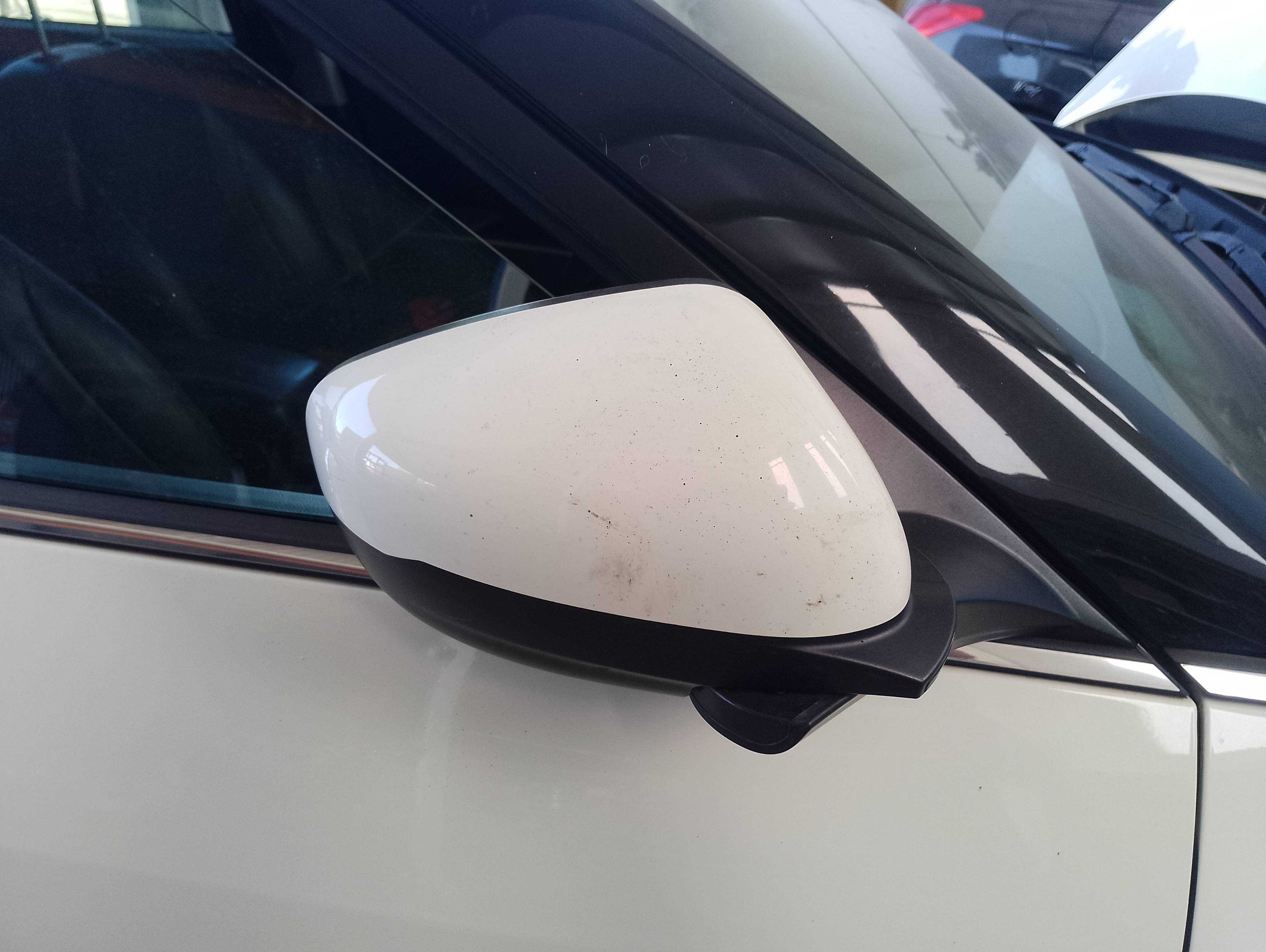 Recambio de retrovisor derecho para ssangyong tivoli crystal 4x2 referencia OEM IAM   