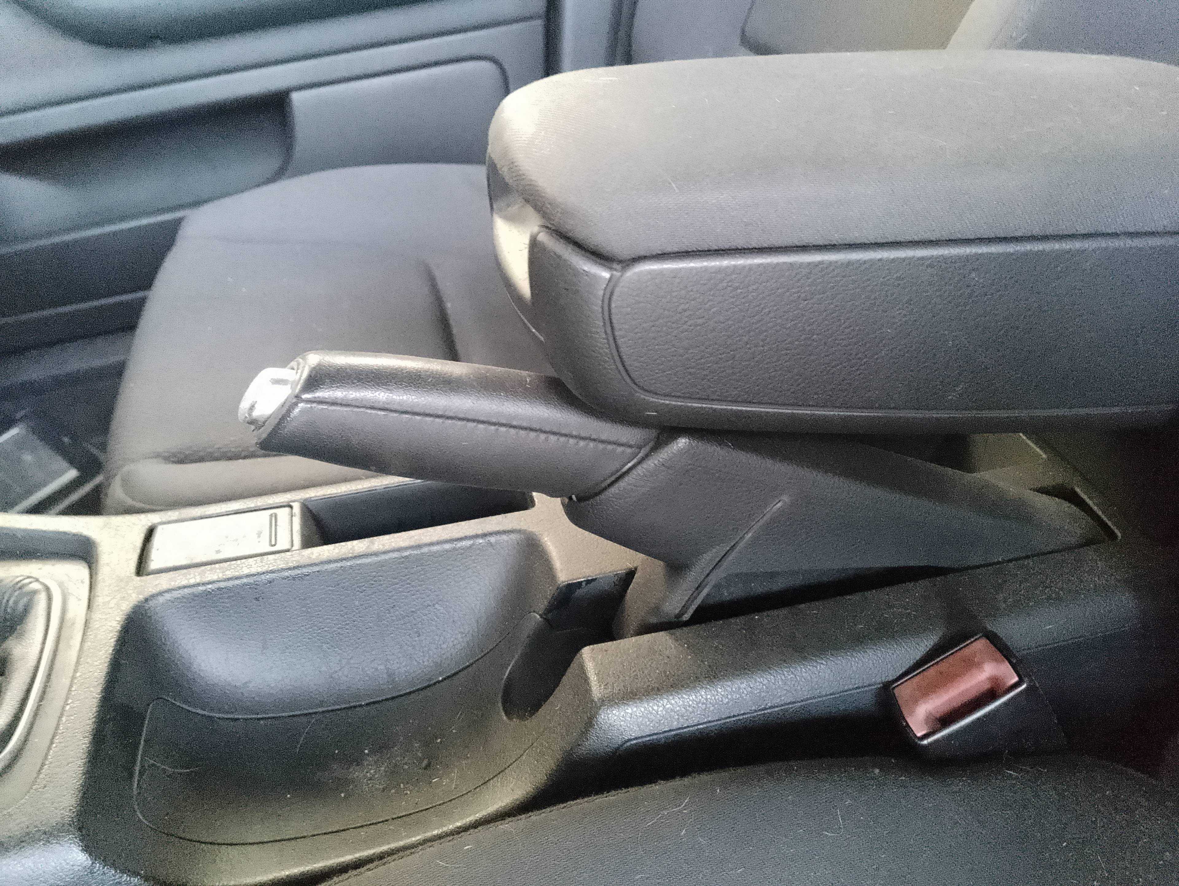 Recambio de palanca freno para audi a4 berlina (8e) 1.9 tdi (96kw) referencia OEM IAM   