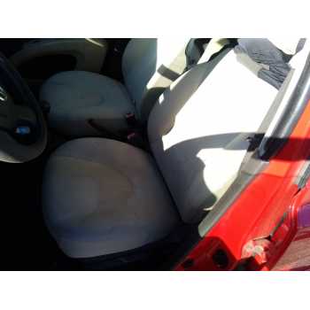 ASIENTO DELANTERO IZQUIERDO 