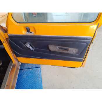 GUARNECIDO PUERTA DELANTERA DERECHA 