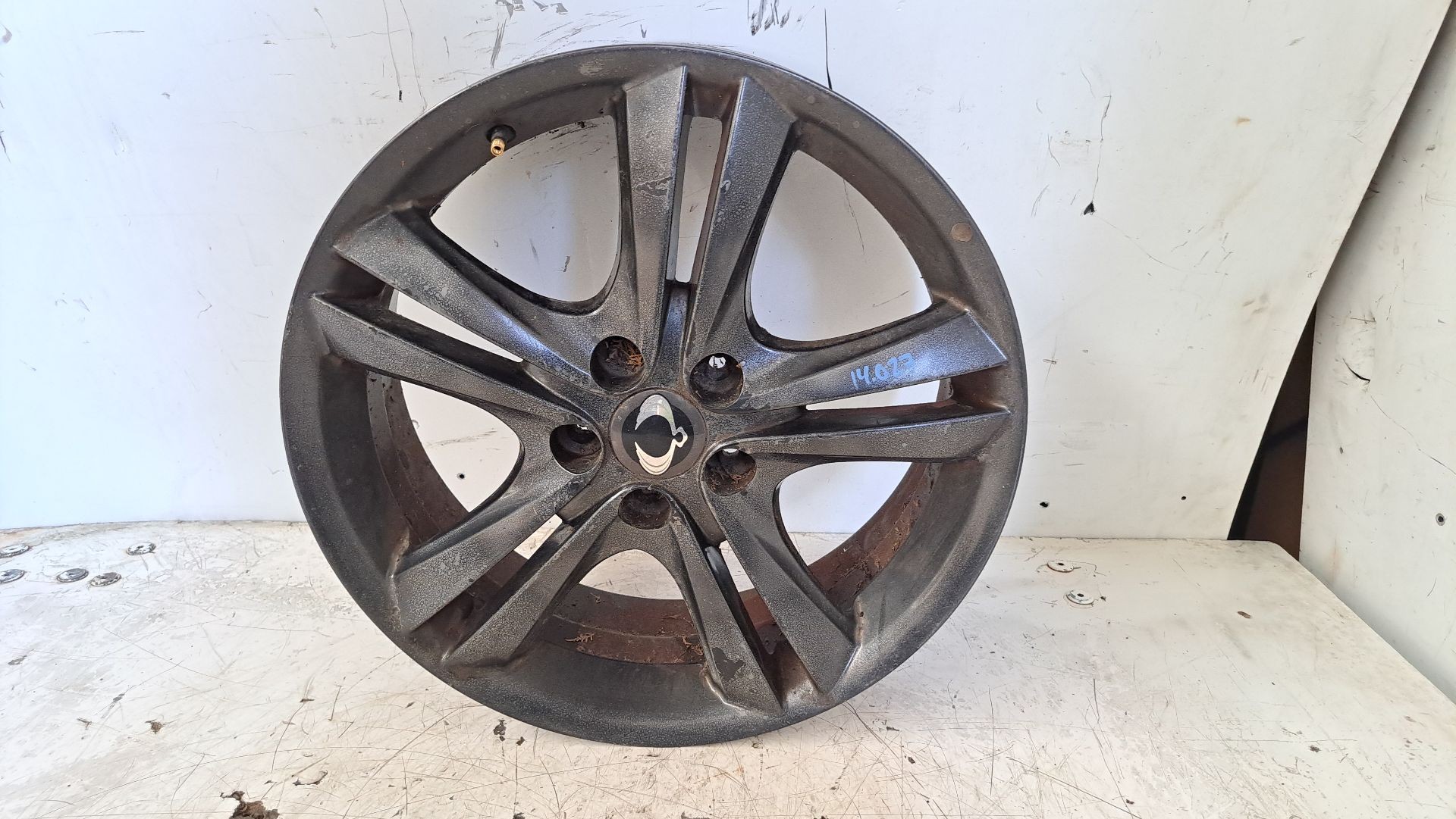 Recambio de llanta para ssangyong korando 2.0 td cat referencia OEM IAM r18 4173034220 