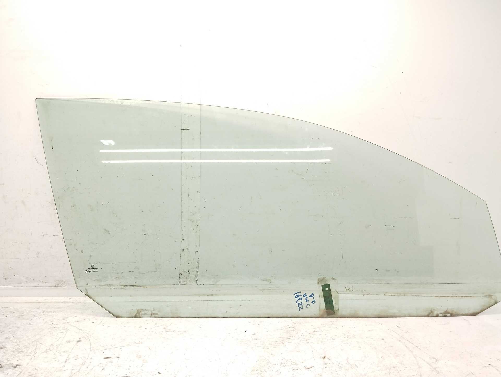 Recambio de luna delantera derecha para volkswagen golf v berlina (1k1) conceptline (e) referencia OEM IAM 43R001057  