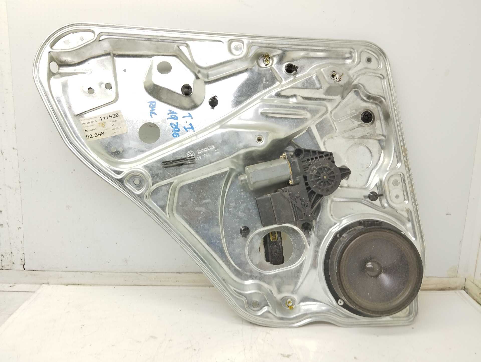Recambio de elevalunas trasero izquierdo para volkswagen passat berlina (3a2) cl referencia OEM IAM 3B5839751G  