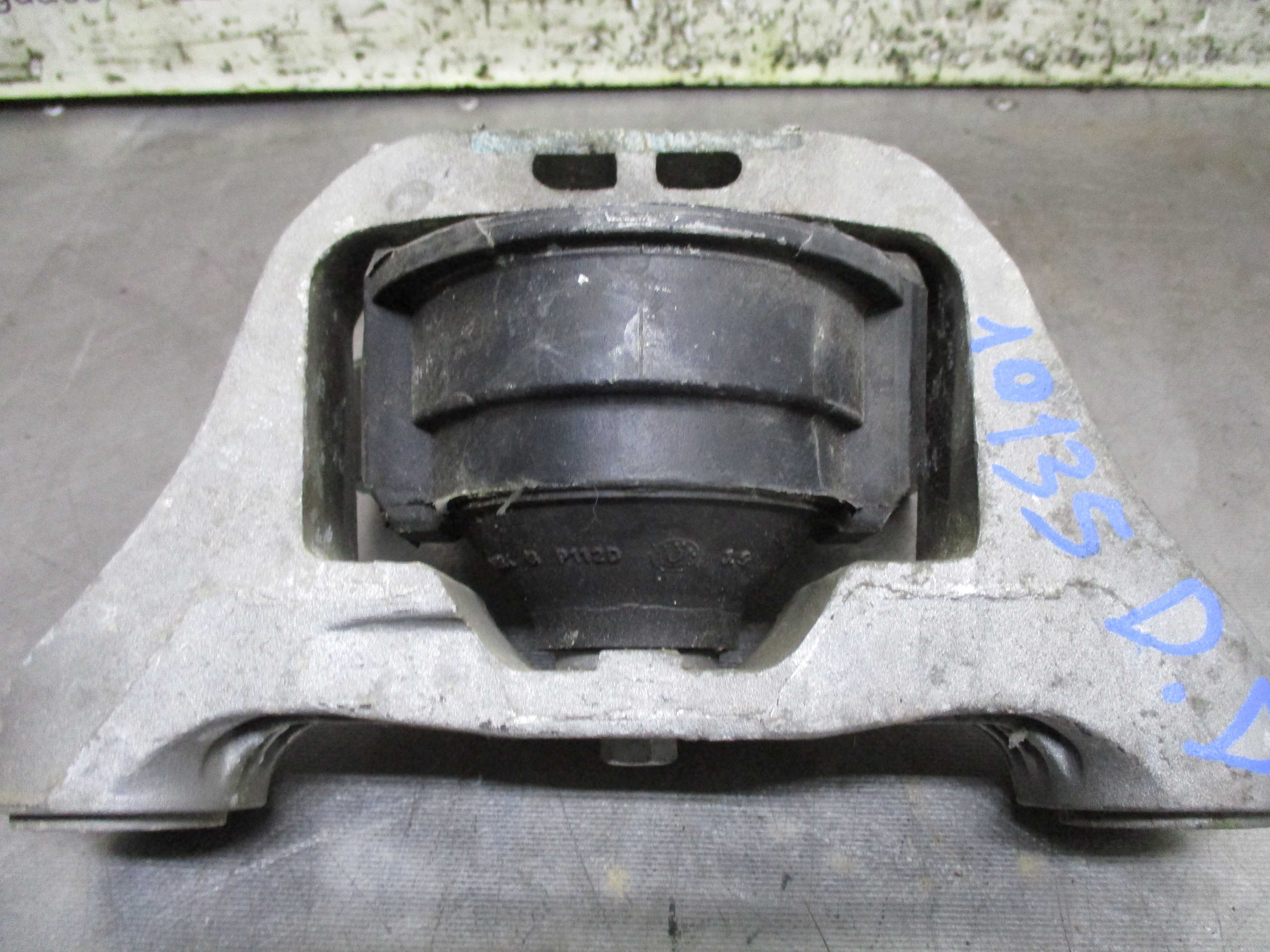 Recambio de soporte motor derecho para ford focus turnier (cak) ambiente referencia OEM IAM   
