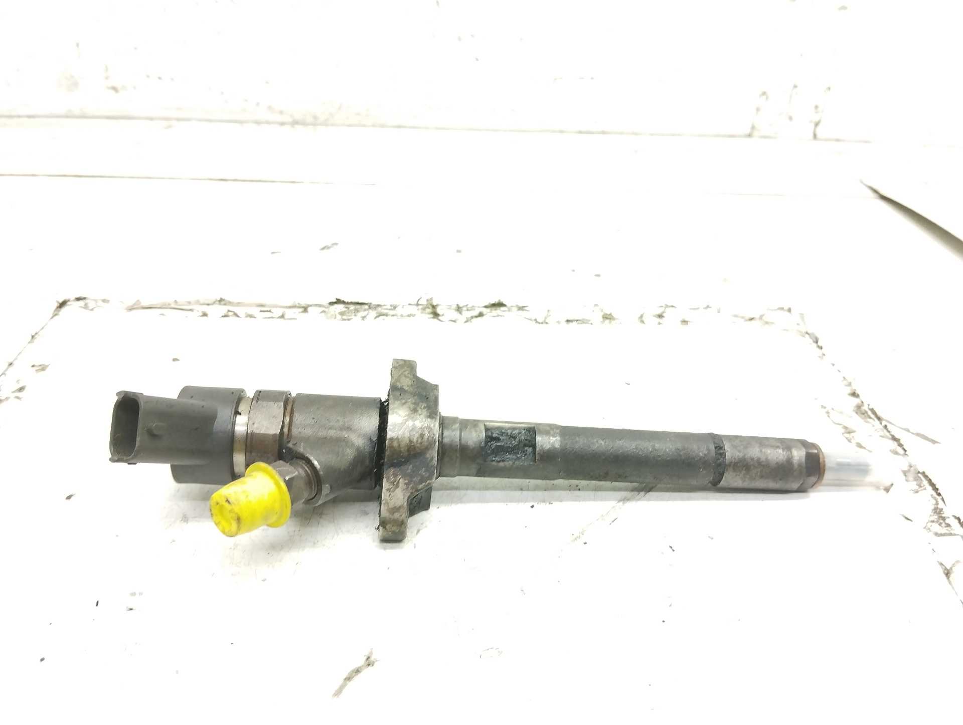 Recambio de inyector para peugeot partner (s2) totem referencia OEM IAM 0445110239  