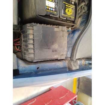 Recambio de caja reles / fusibles para volkswagen golf v (1k1) 1.9 tdi referencia OEM IAM 1K0937124K  