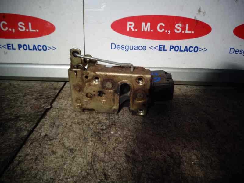 Recambio de cerradura puerta delantera derecha para peugeot 205 berlina 1.8 diesel referencia OEM IAM 9136A1  