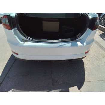 PARAGOLPES TRASERO 